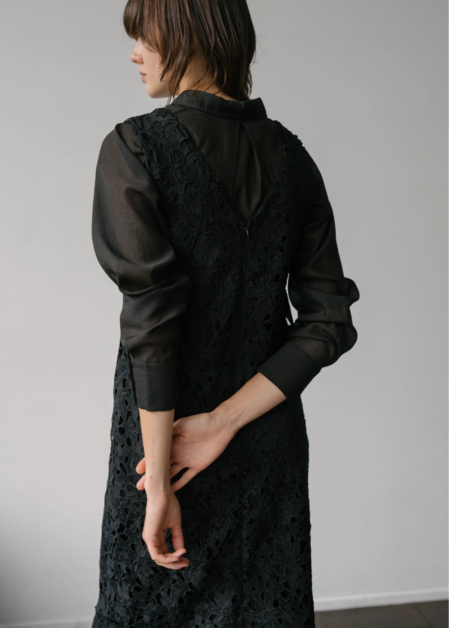 sheer shirt layered no sleeve lace OP