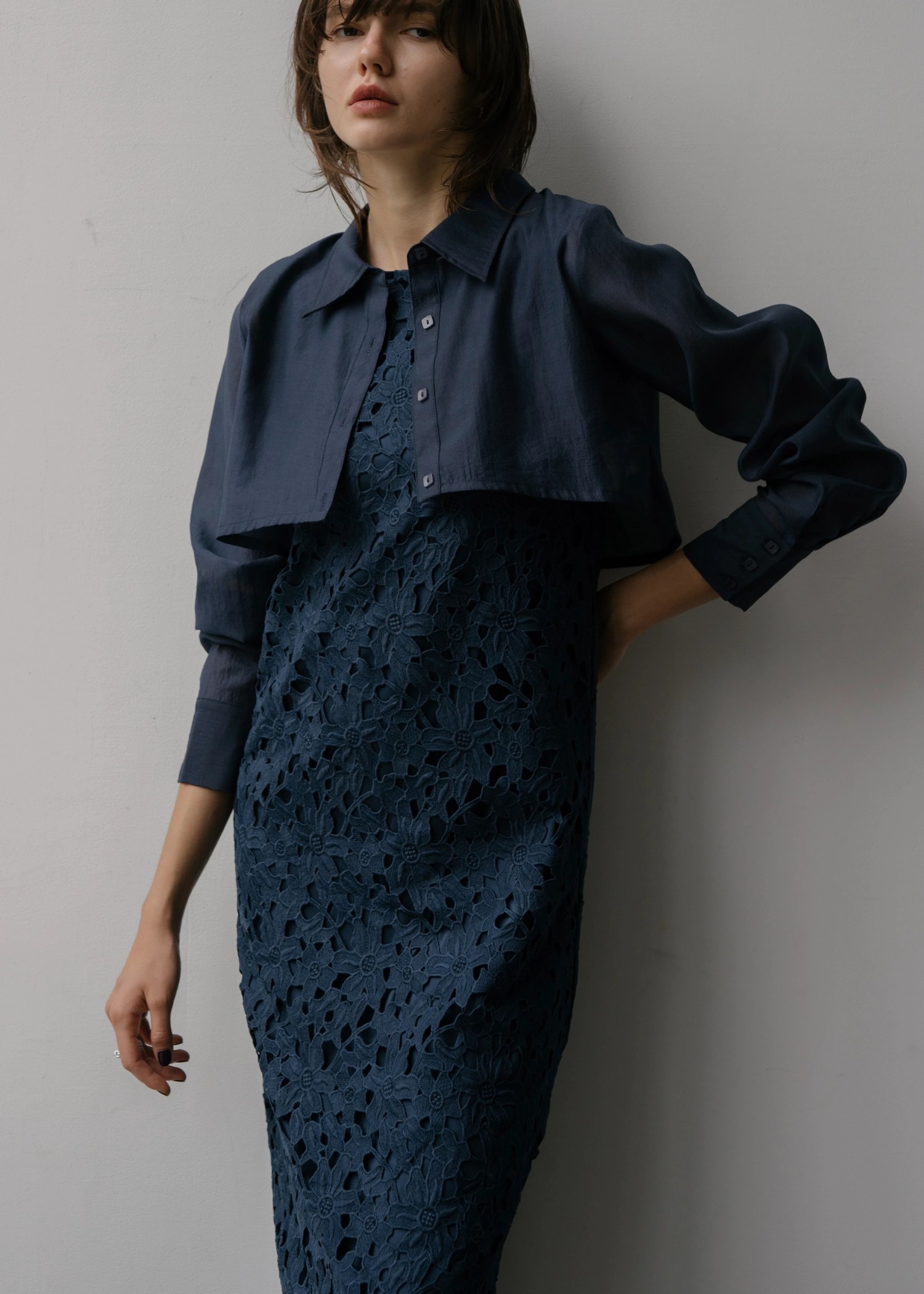 sheer shirt layered no sleeve lace OP