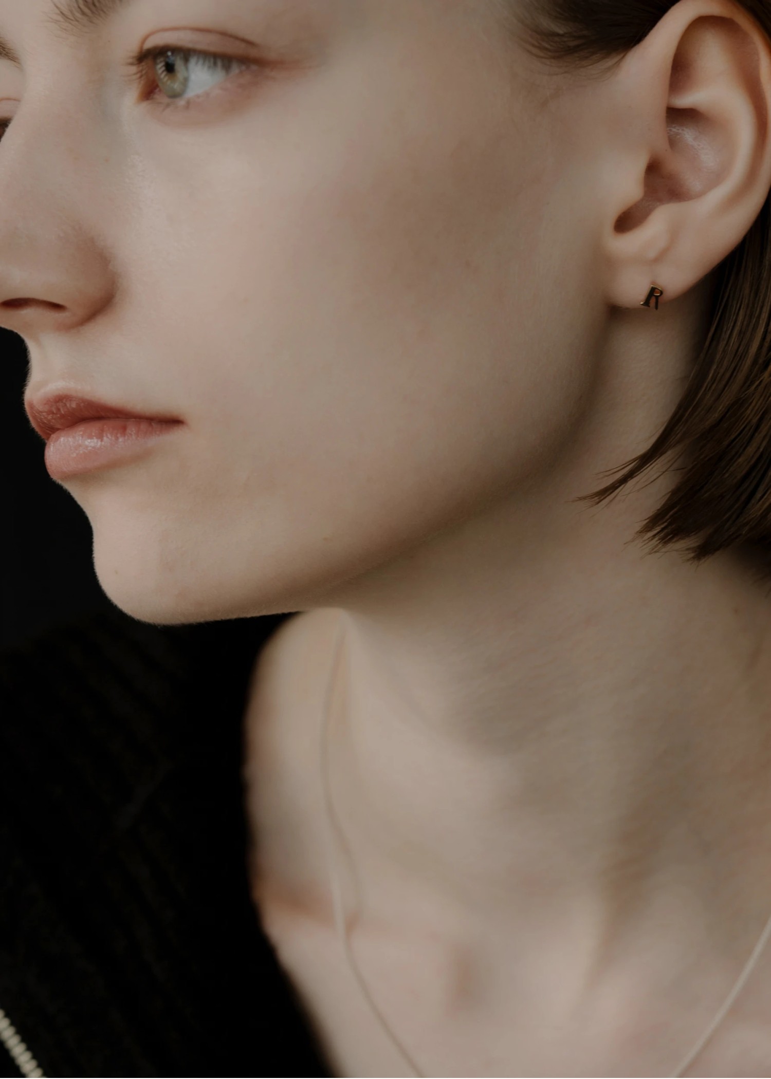 tiny bit initial motif pierce