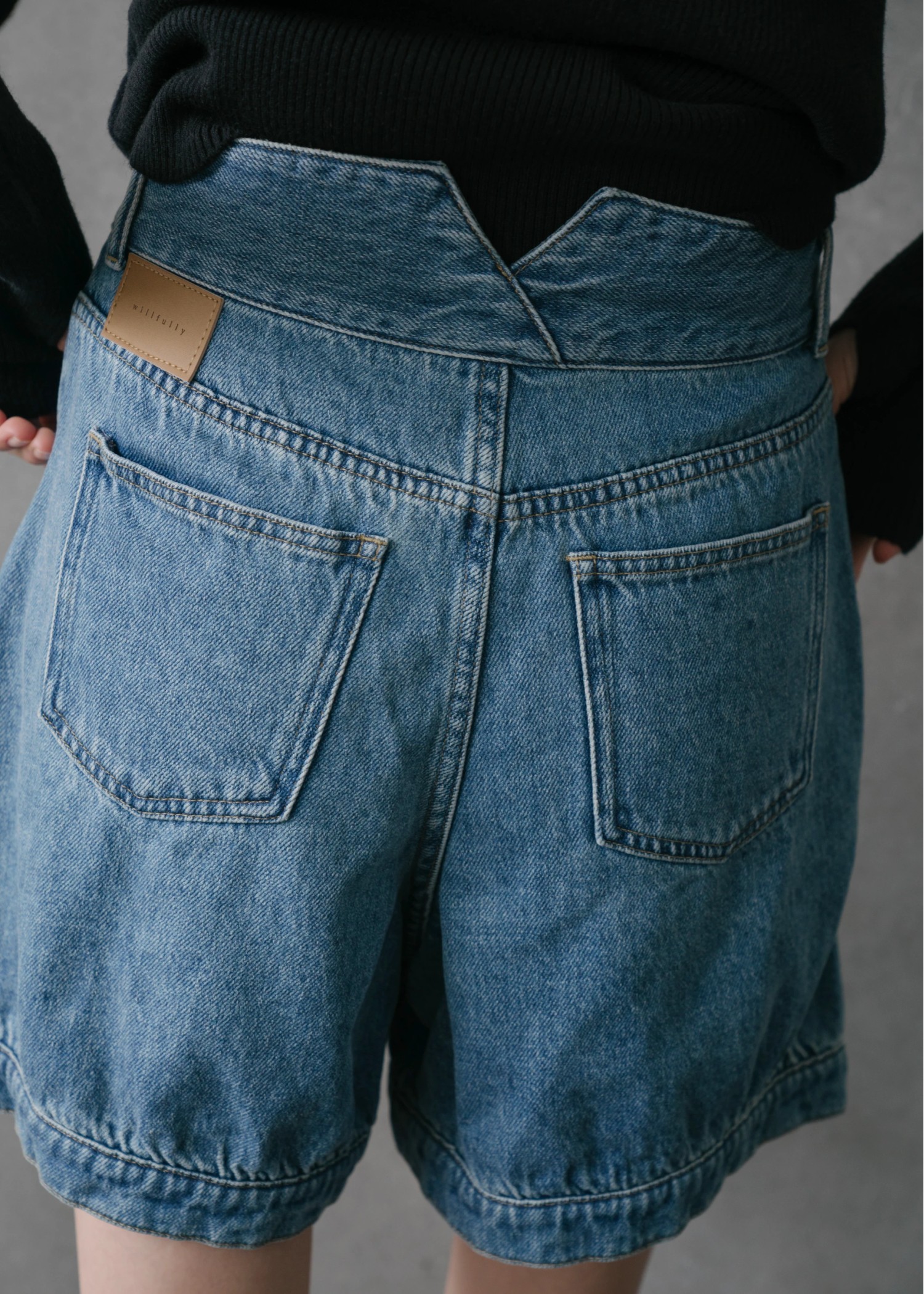 front tuck balloon denim PT