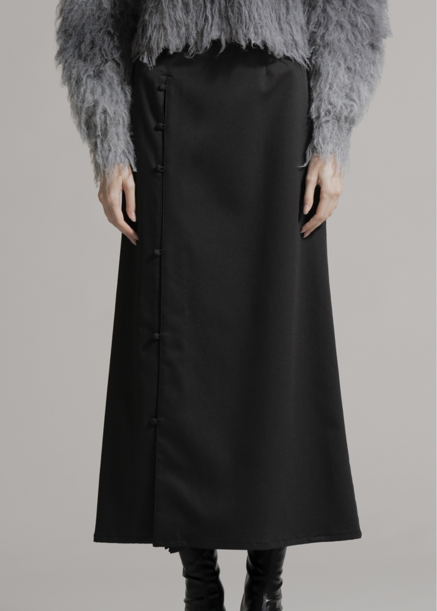 one side pleats peep through SK