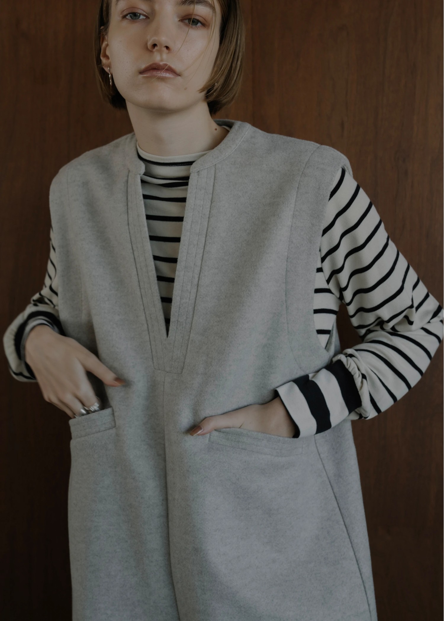 collar border bottle neck tops