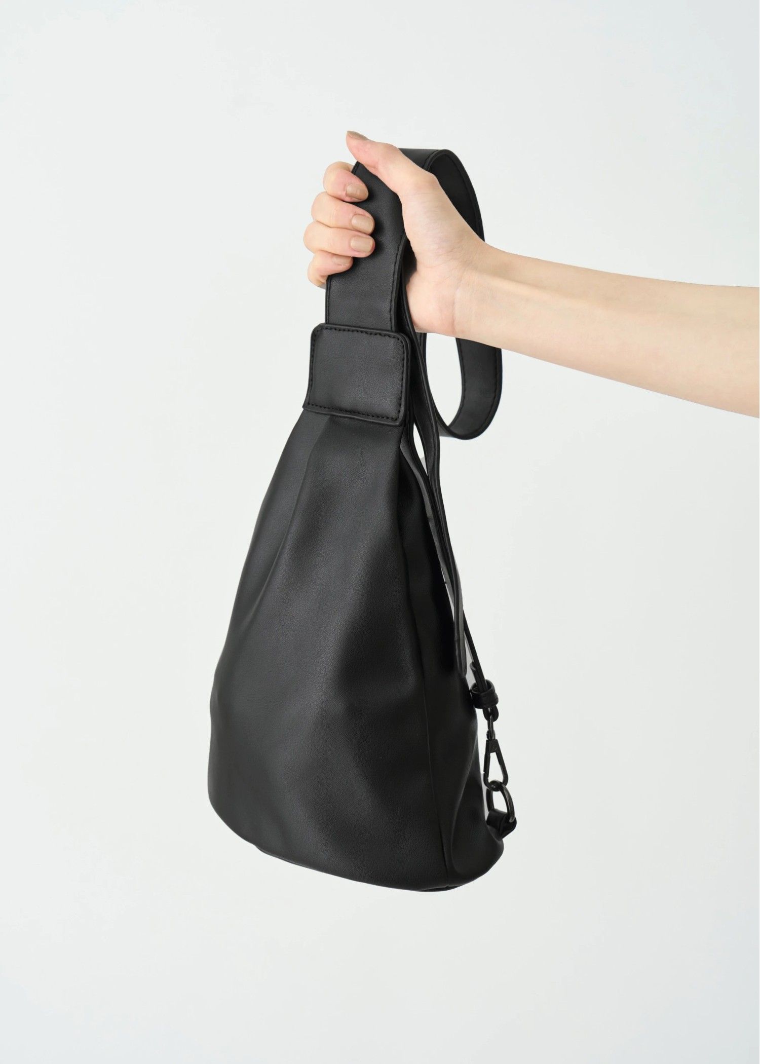 triangle bucket 2way bag