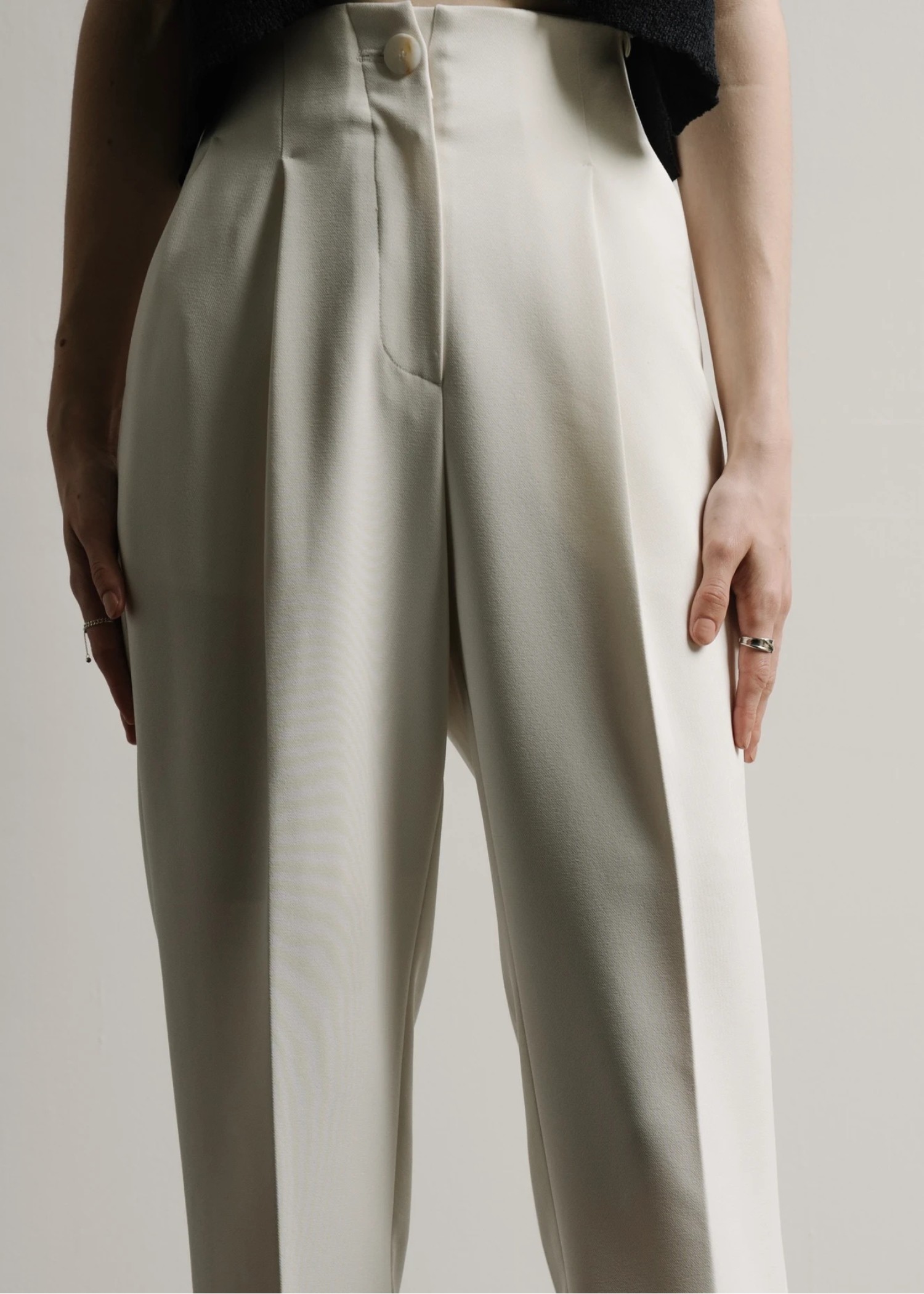 tuck center line stretch tapered PT