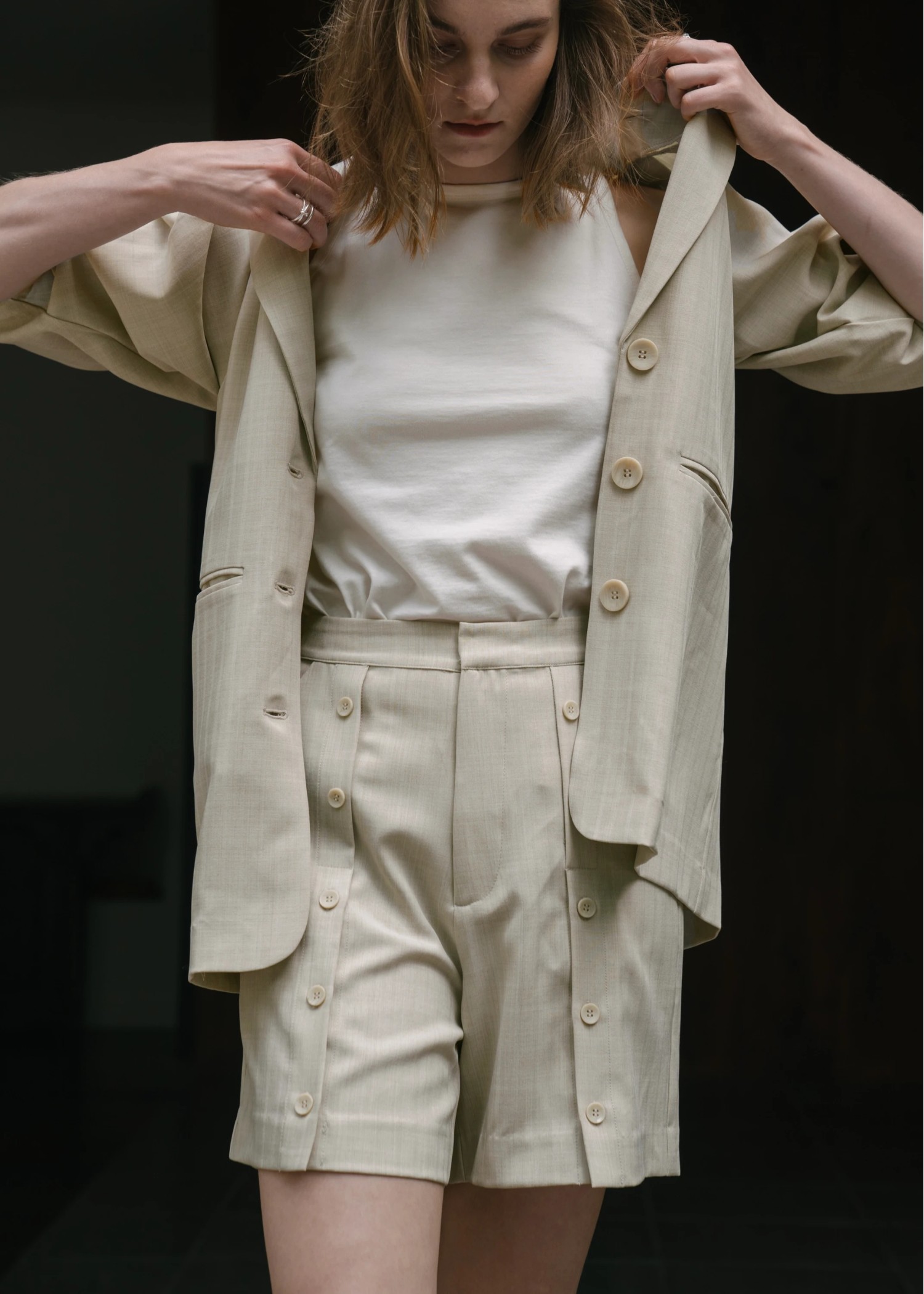 front button detail short PT