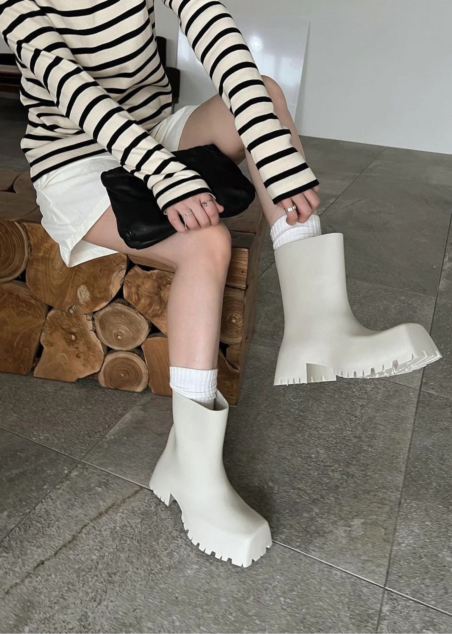 square toe mat rain boots