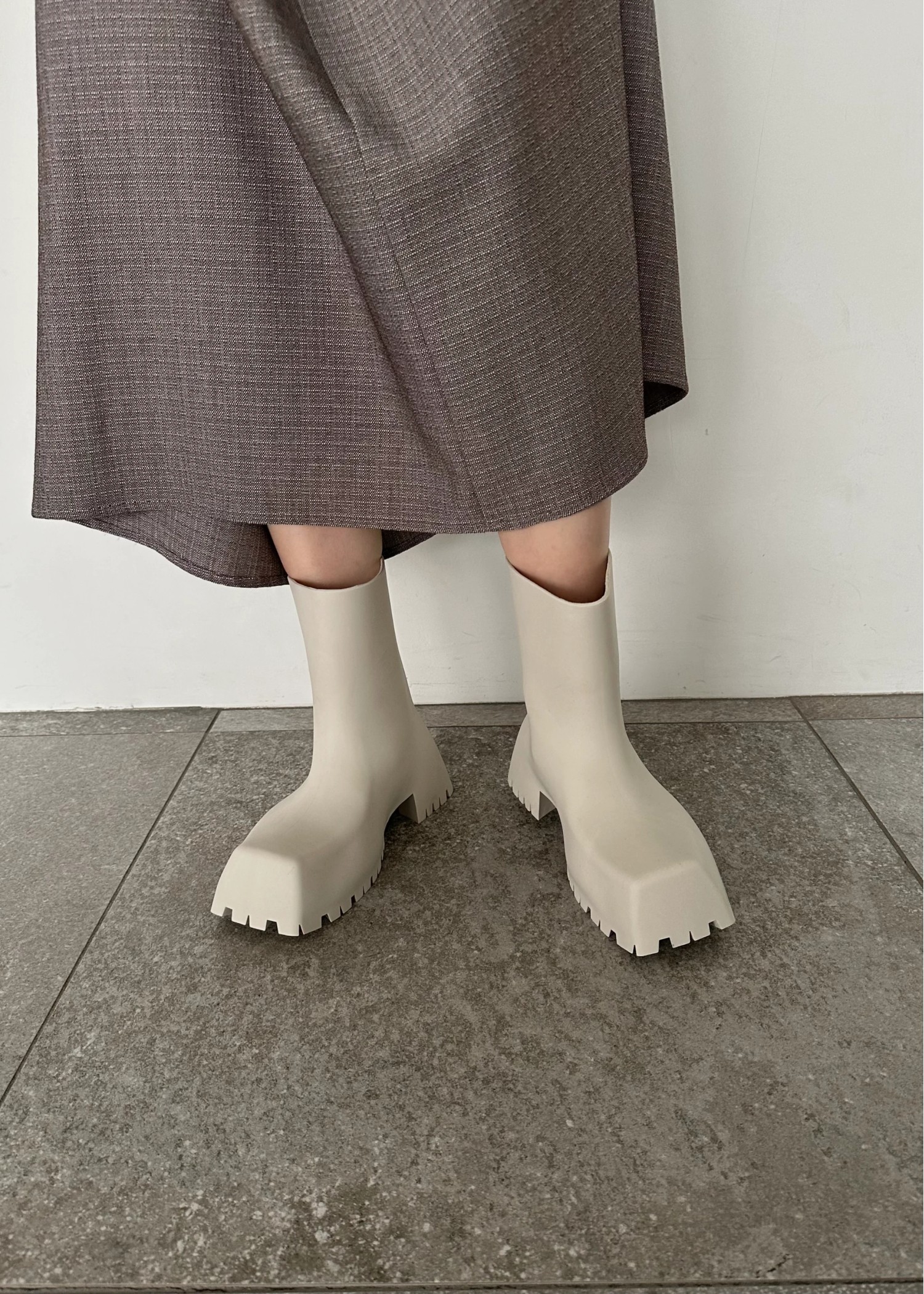 square toe mat rain boots