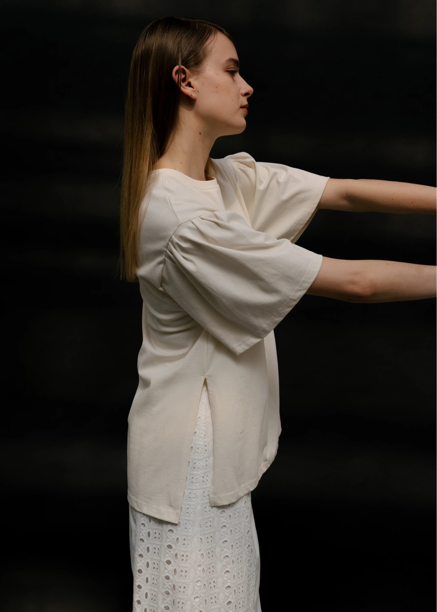 tuck half sleeve cut and sew tops