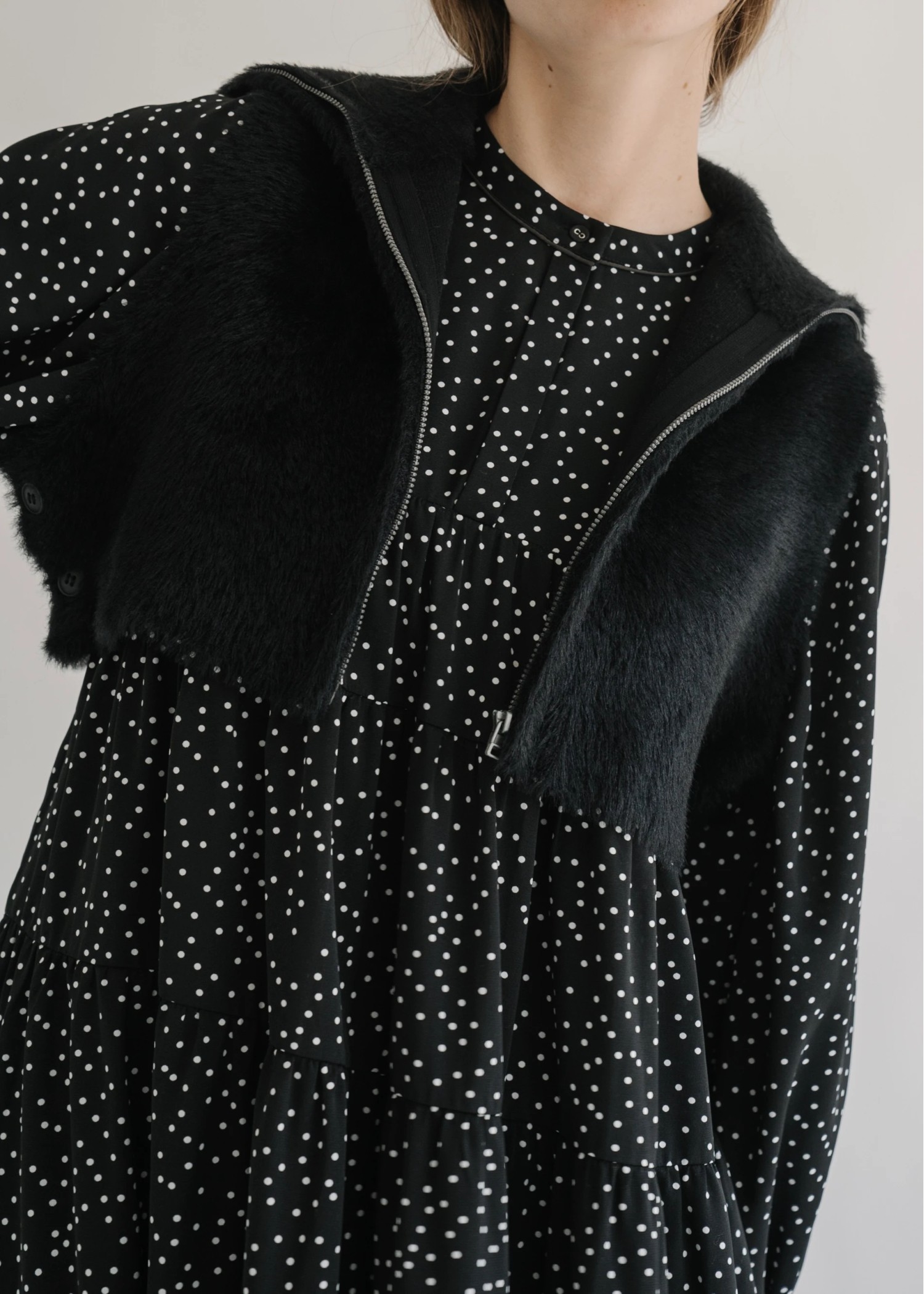 side open shaggy zip cropped knit vest