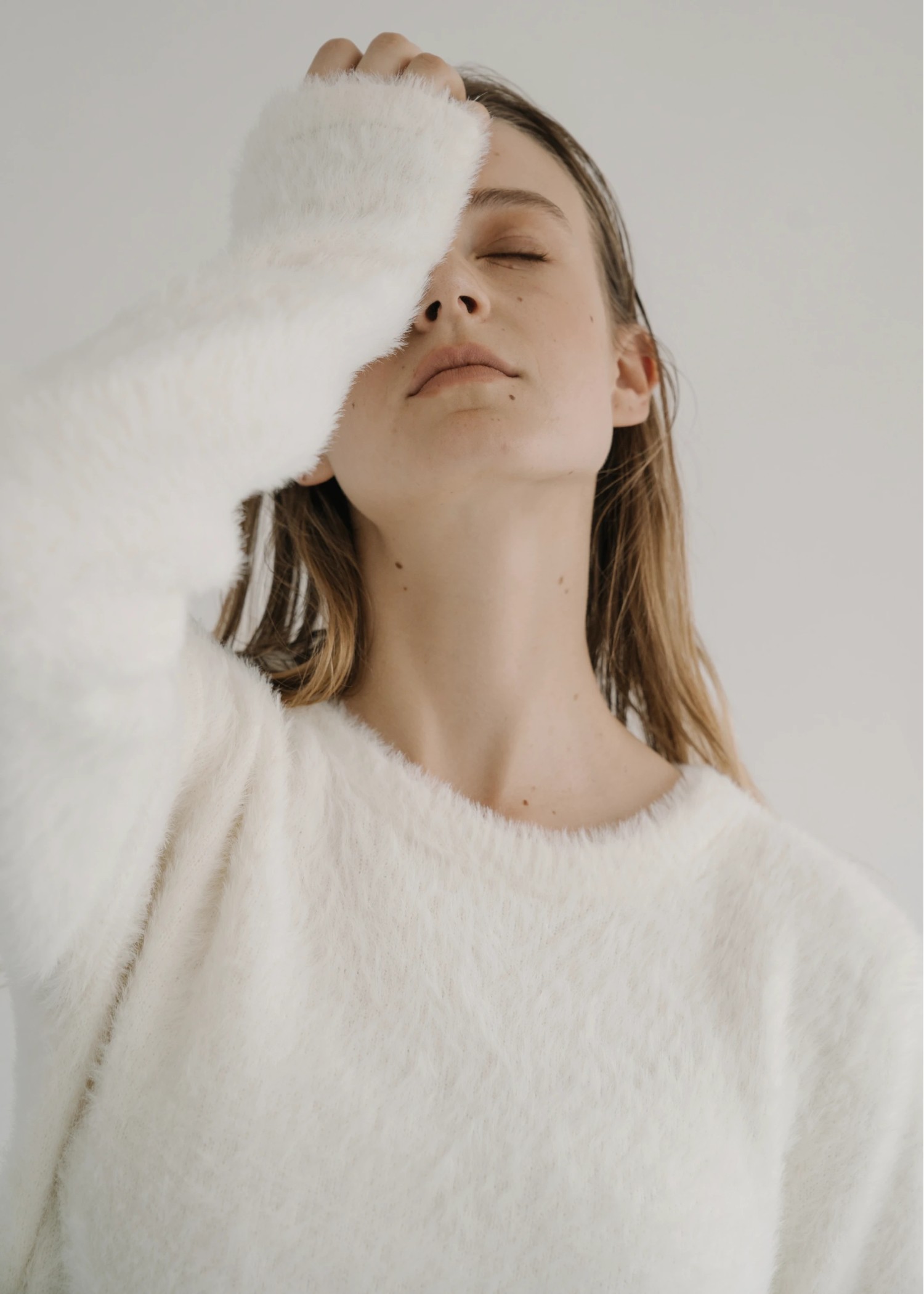 crumply sleeve shaggy knit