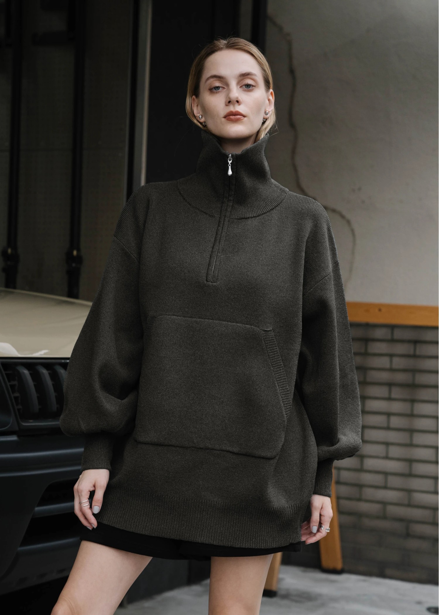 selectable aerial muff pocket half zip knit