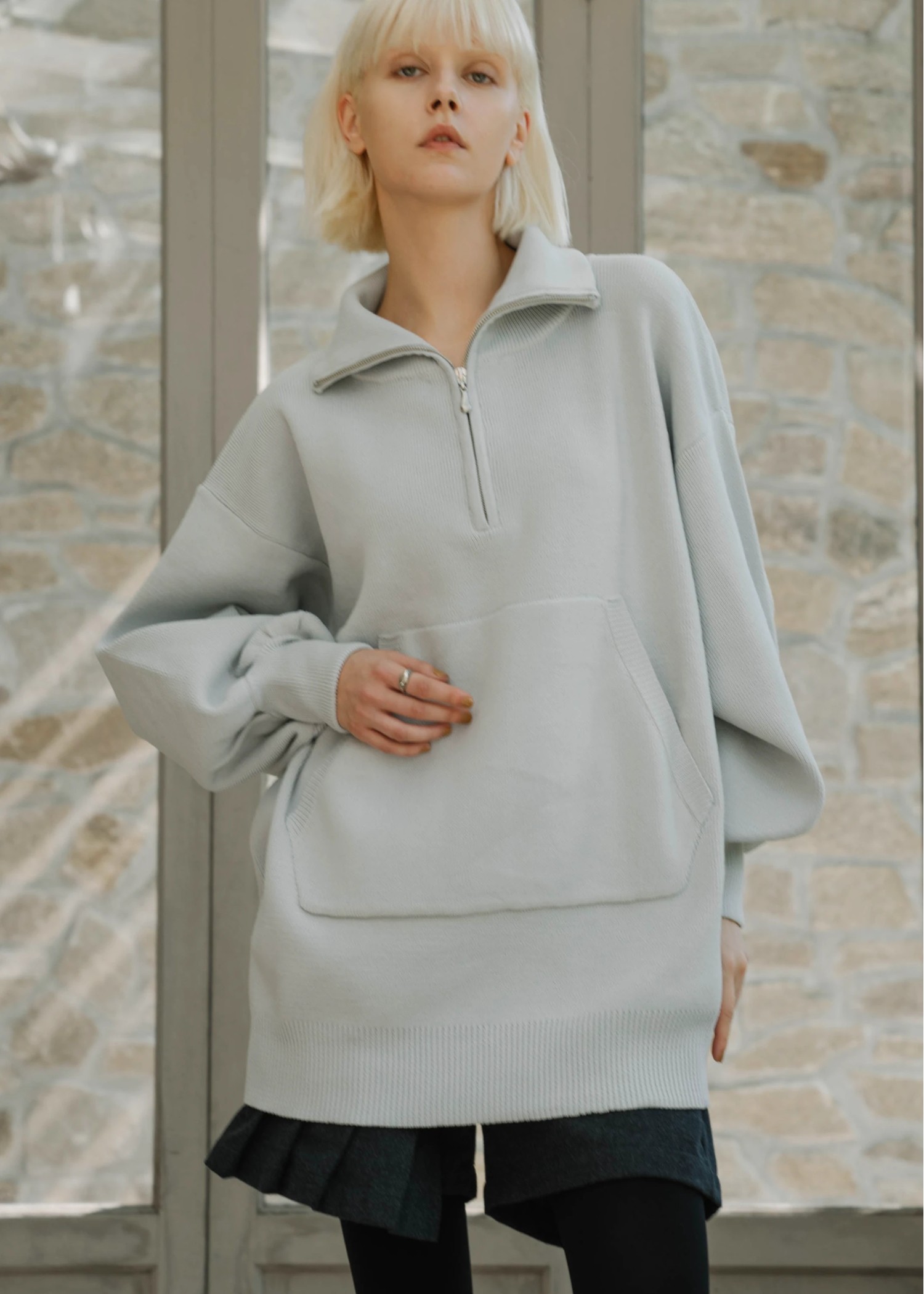 selectable aerial muff pocket half zip knit