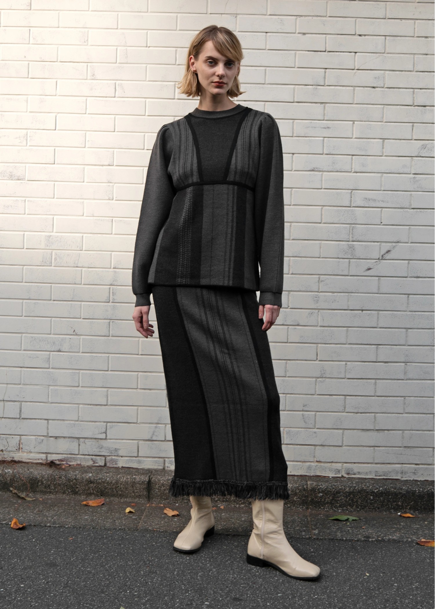 jacquard undulate placement knit