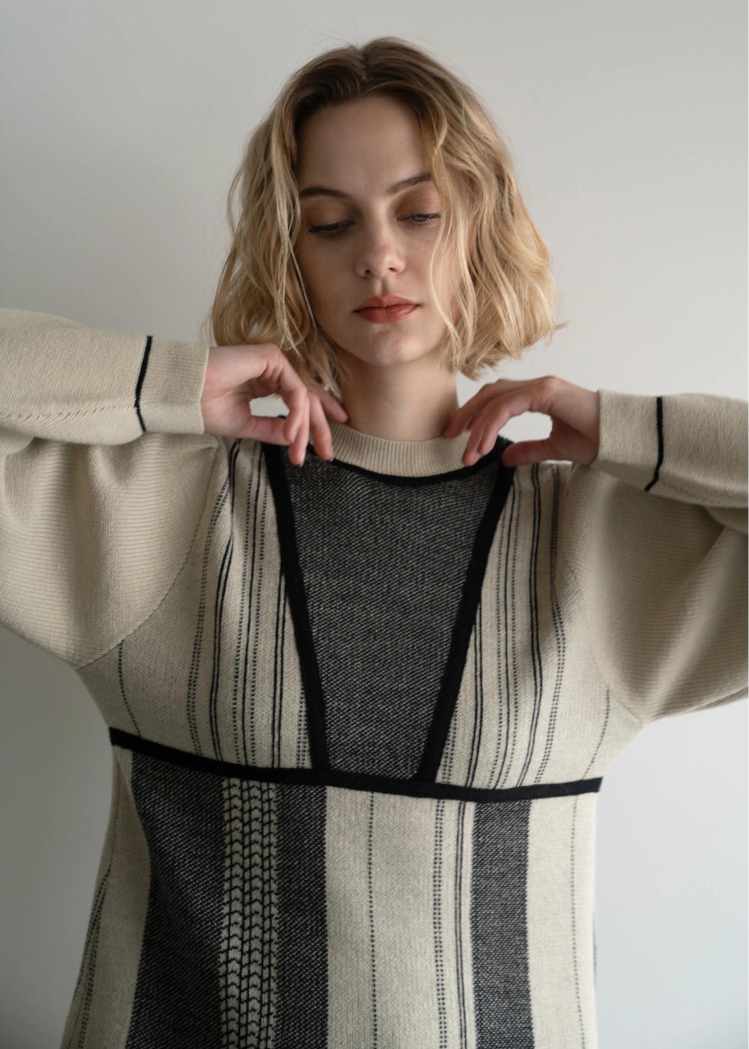 jacquard undulate placement knit