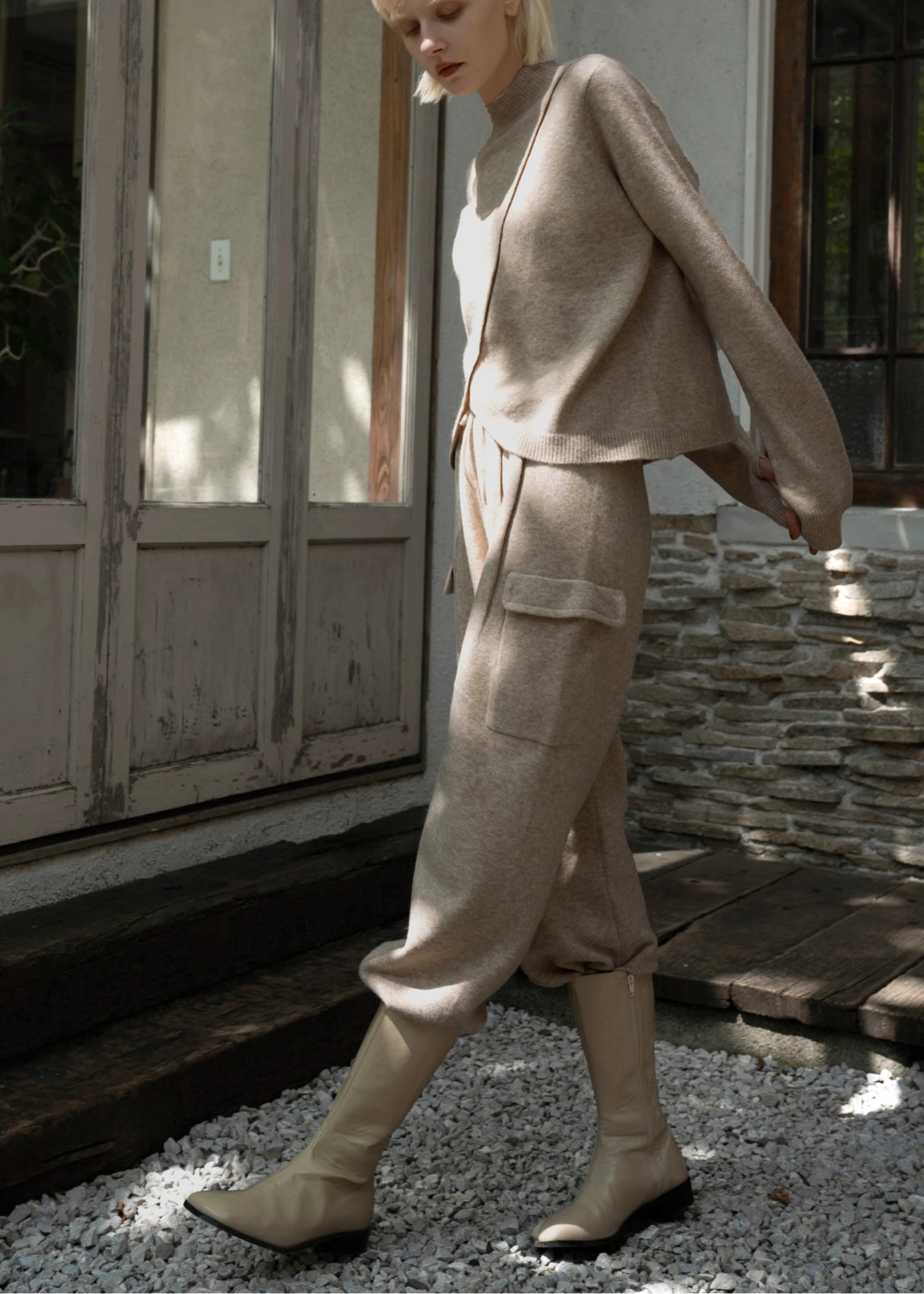 asymmetry finger hole knit