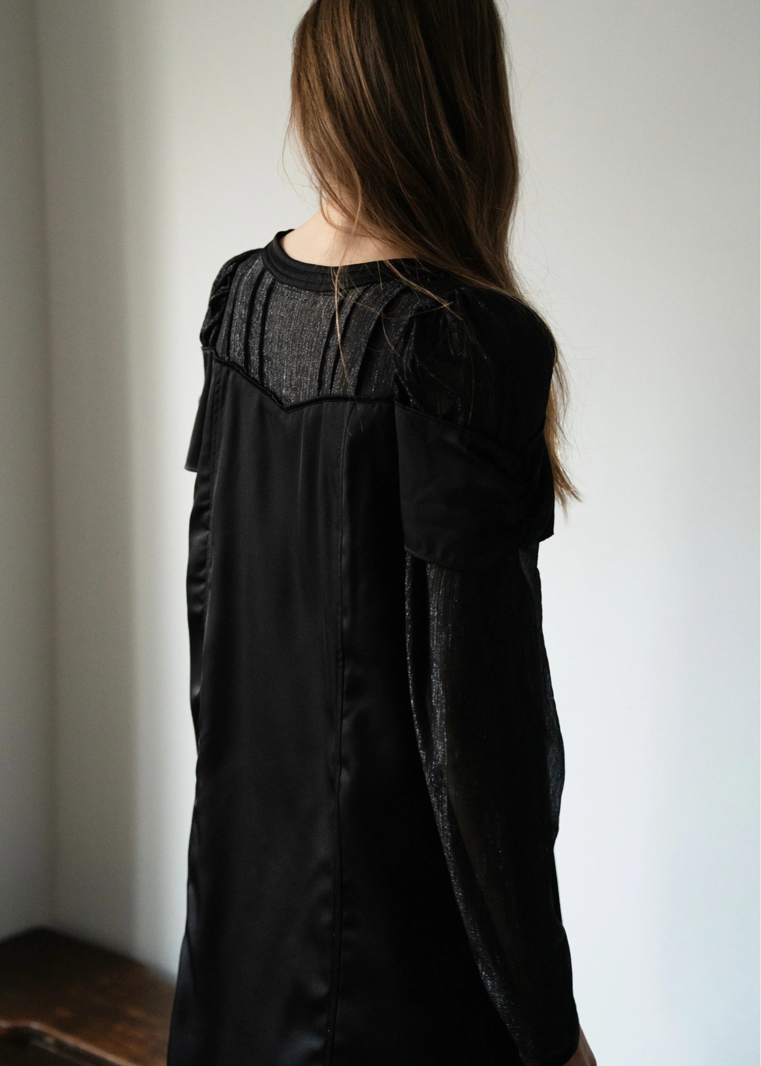 sheer sleeve layered like mat satin OP