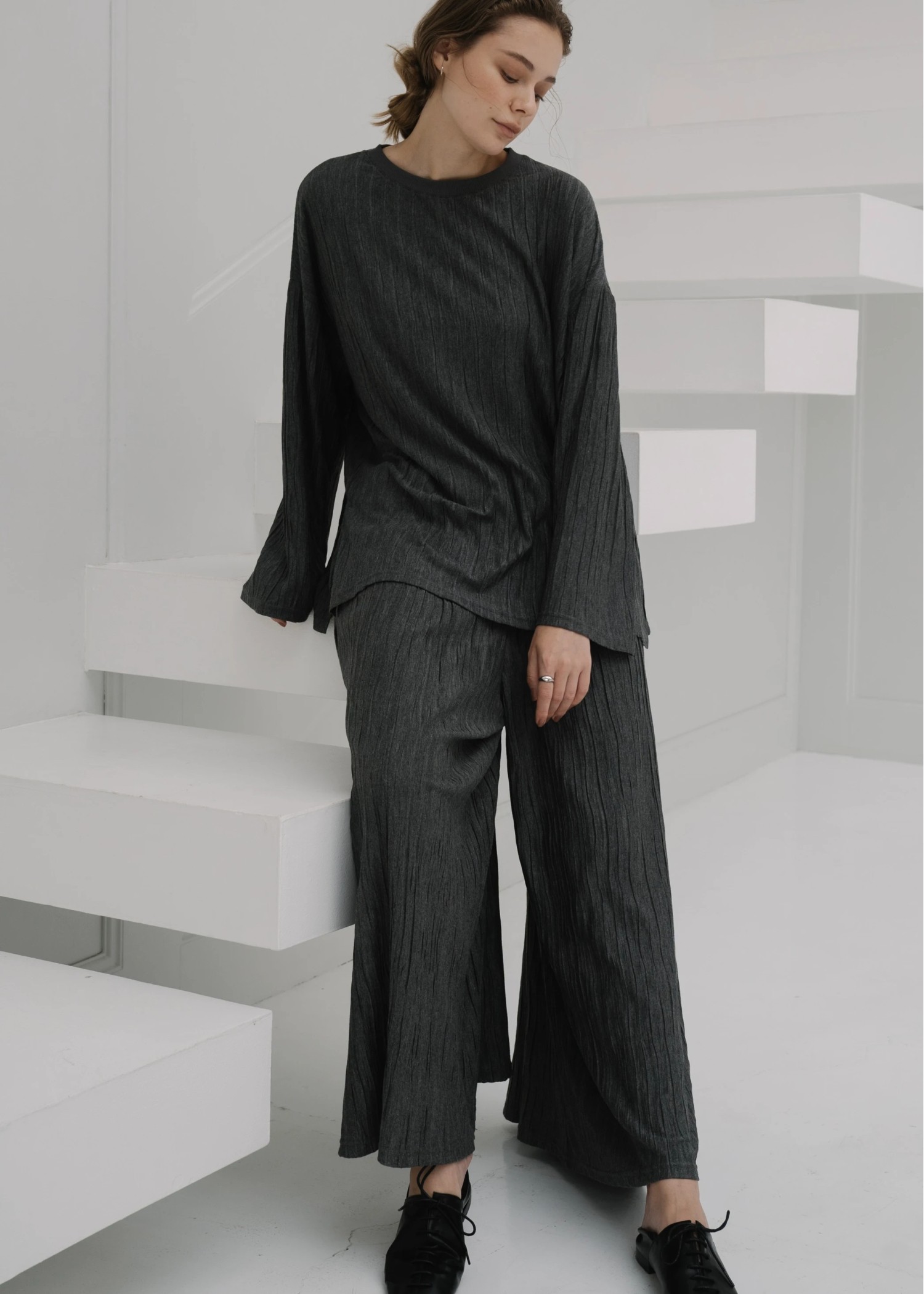 cut pleats wide flare PT