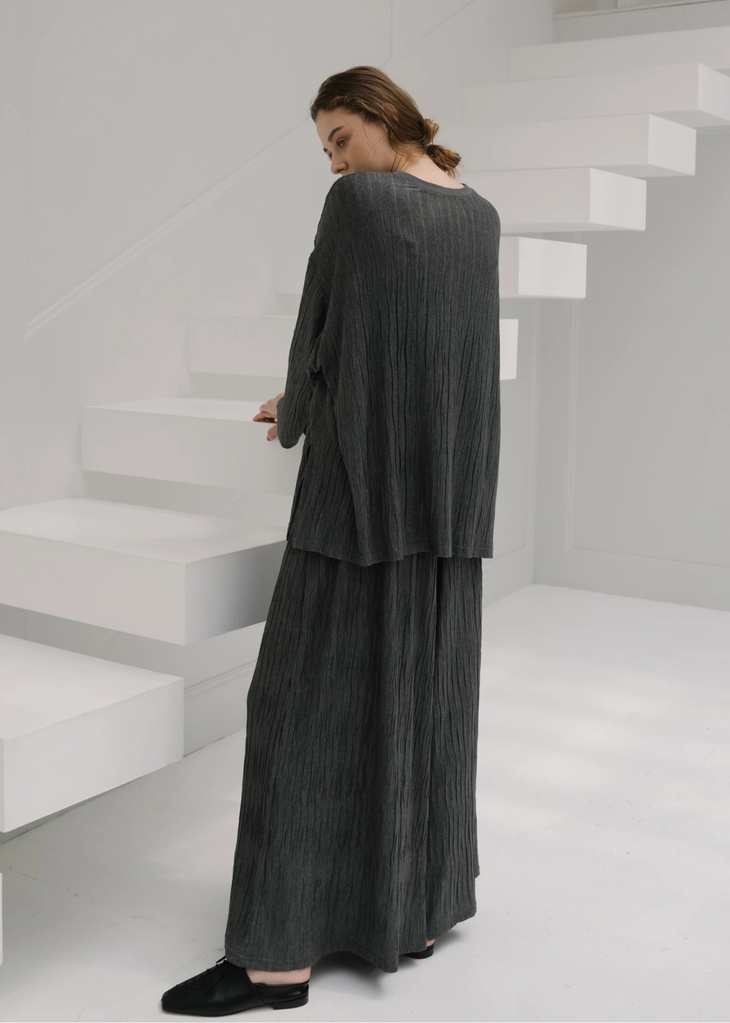 cut pleats wide flare PT