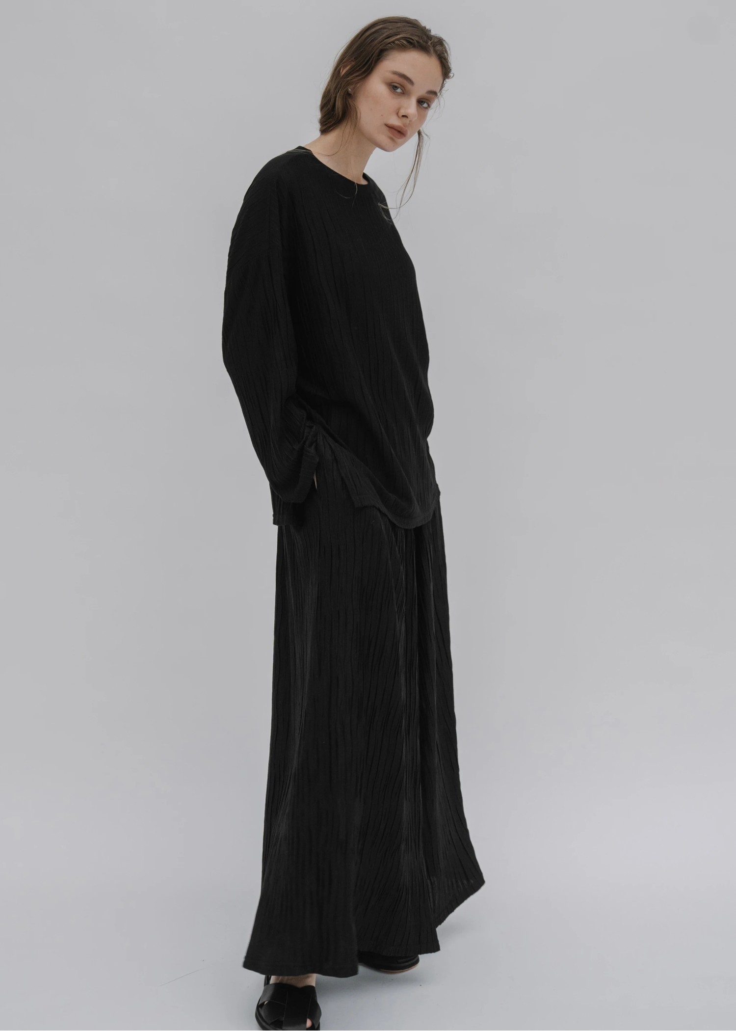 cut pleats wide flare PT