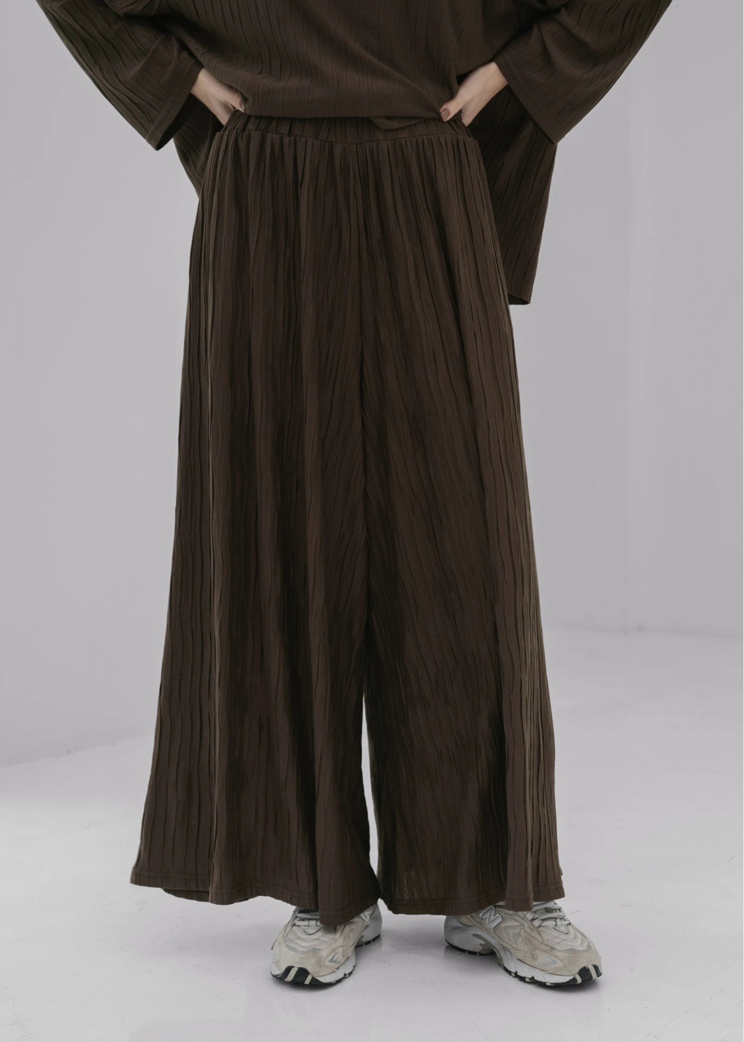 cut pleats wide flare PT