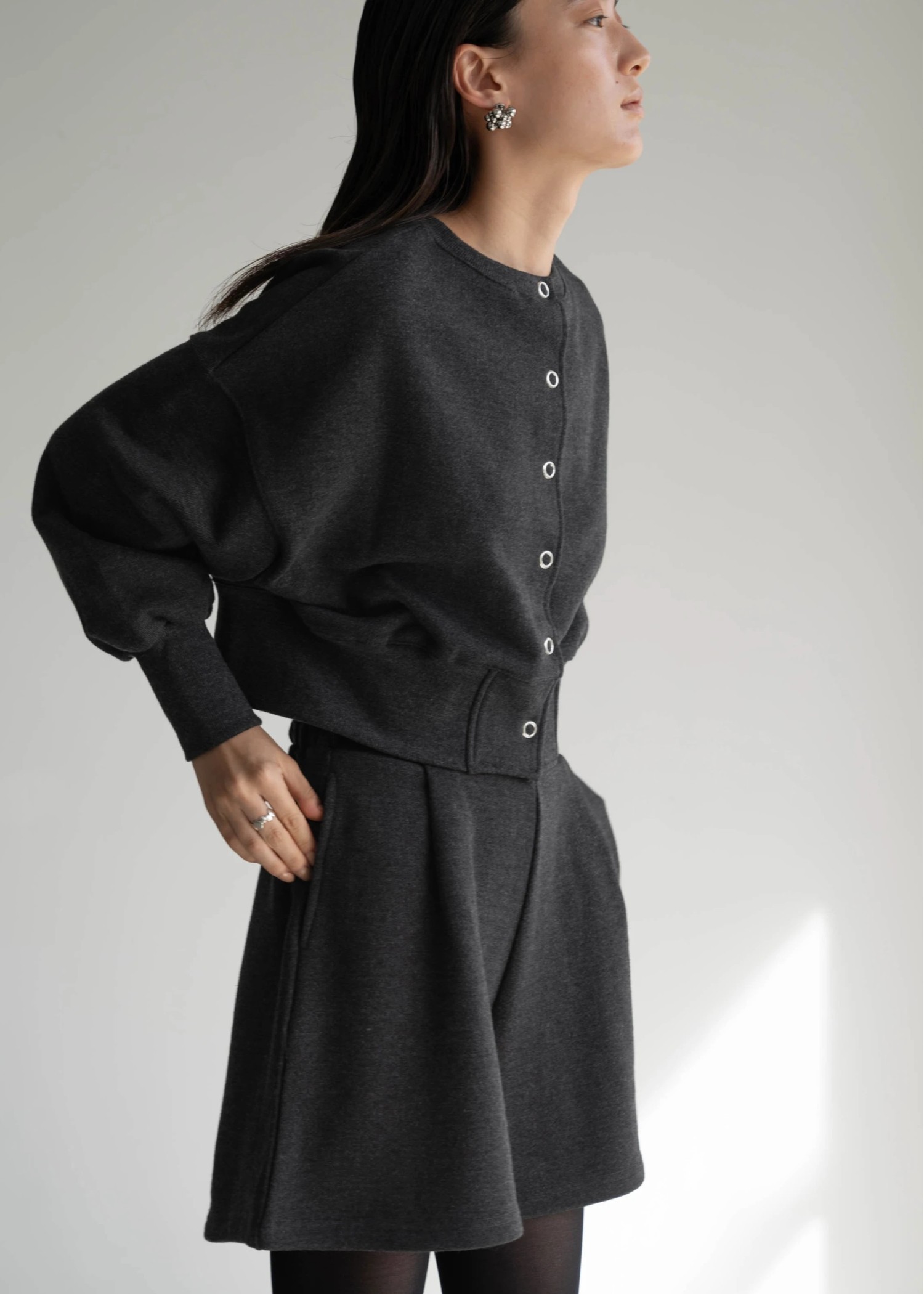 front tuck relax sweat short PT