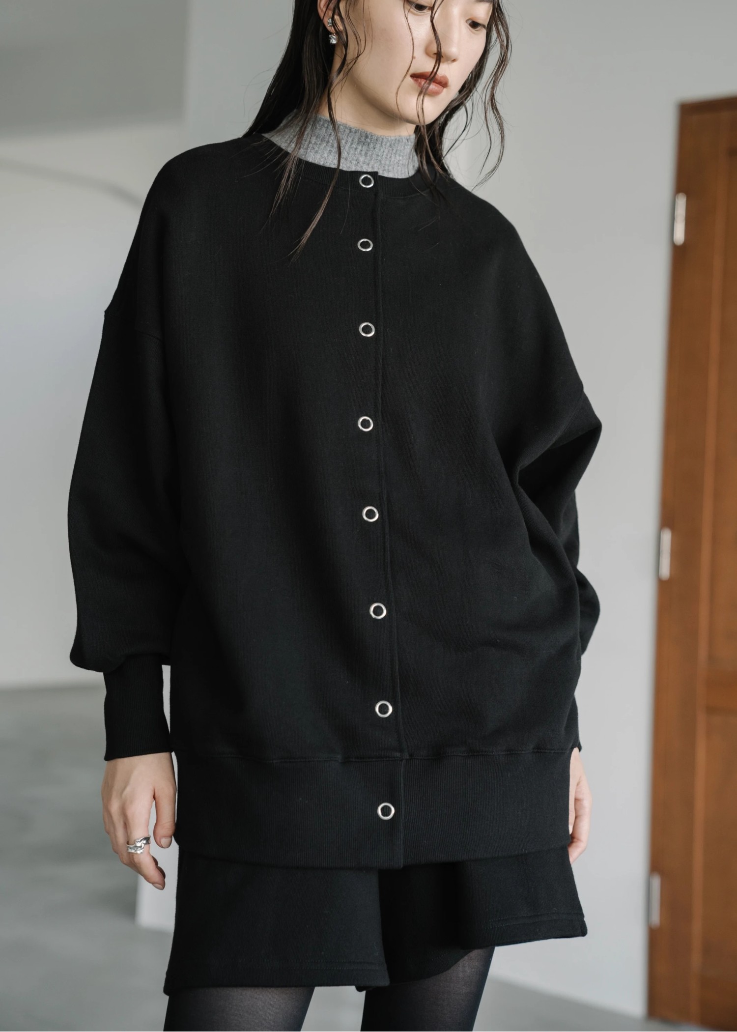 front tuck relax sweat short PT