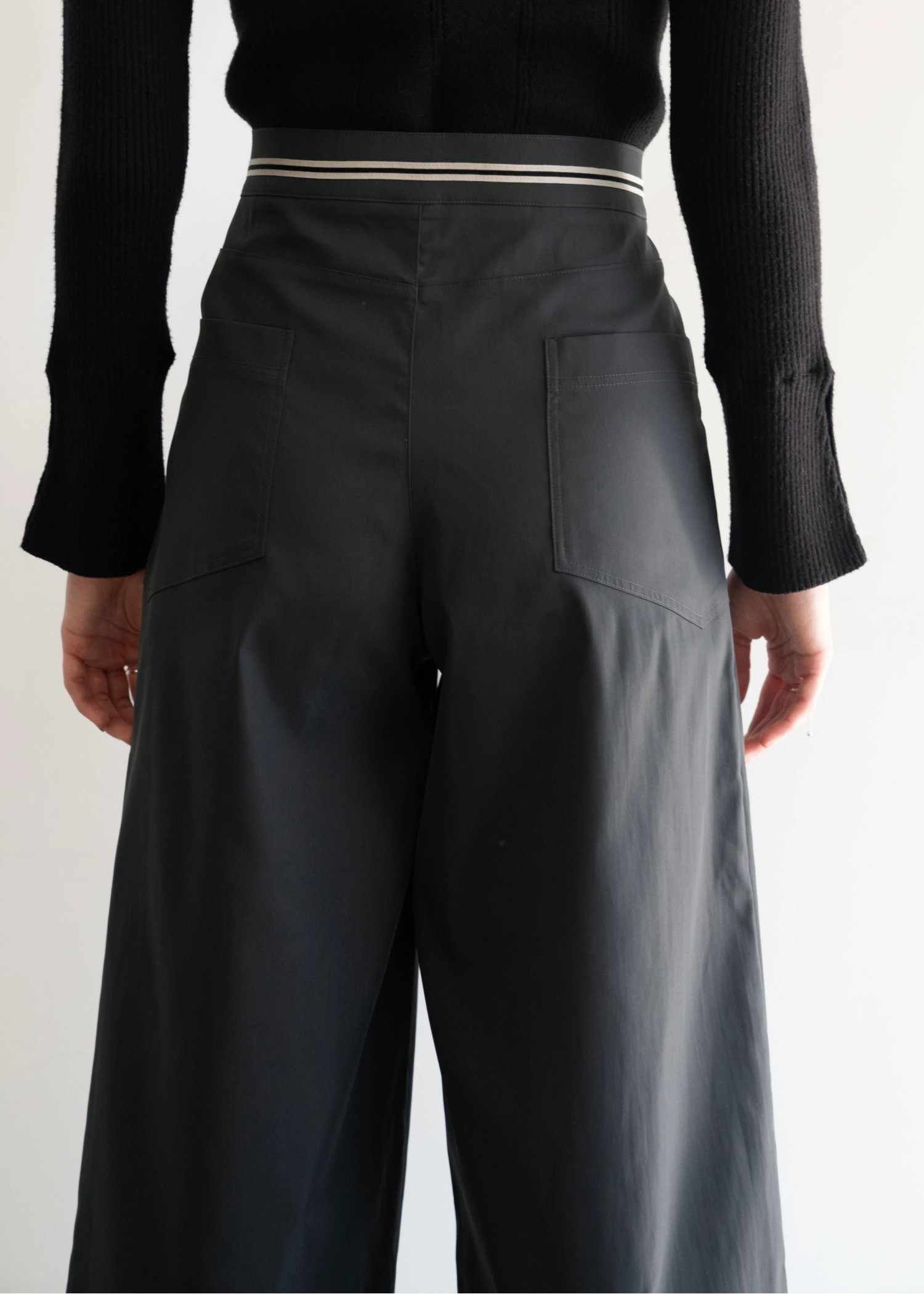 cross belt line tape design chino PT