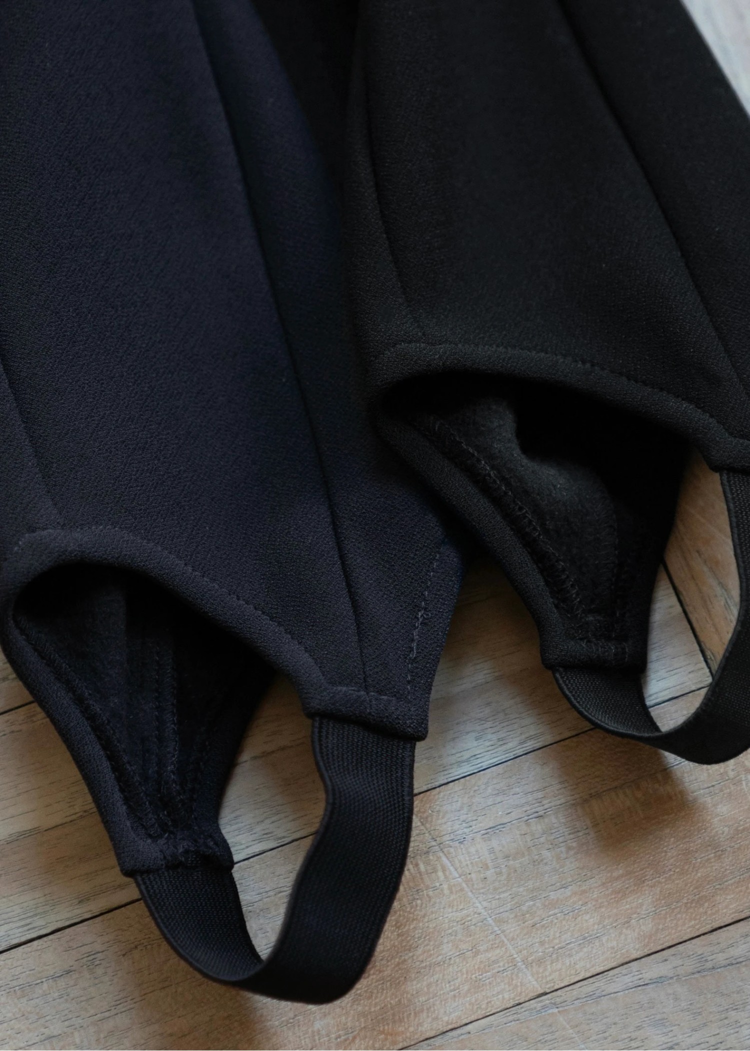 raised back stirrup leggings