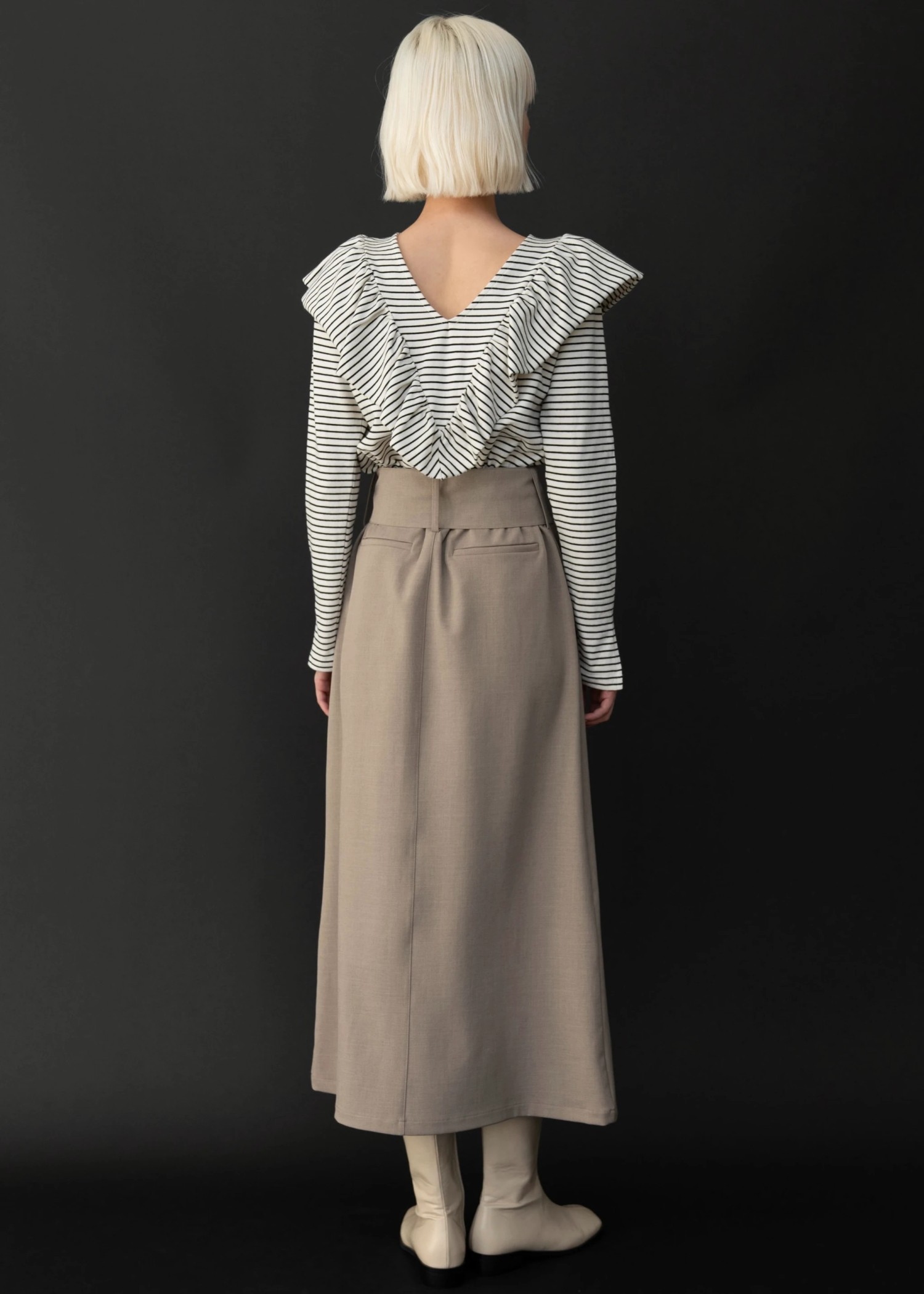 button detail belted front slit SK