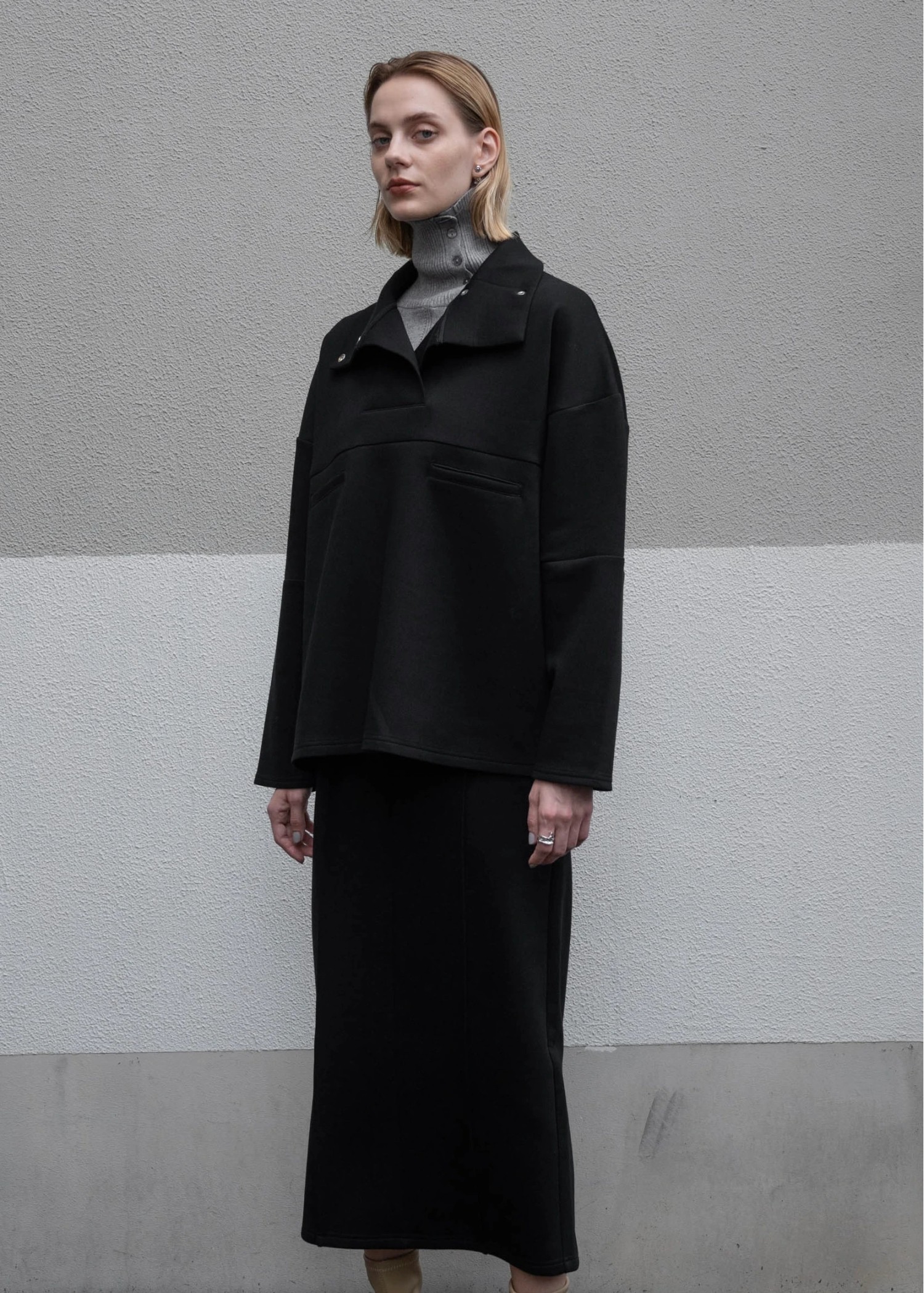 ponte pencil center seam SK