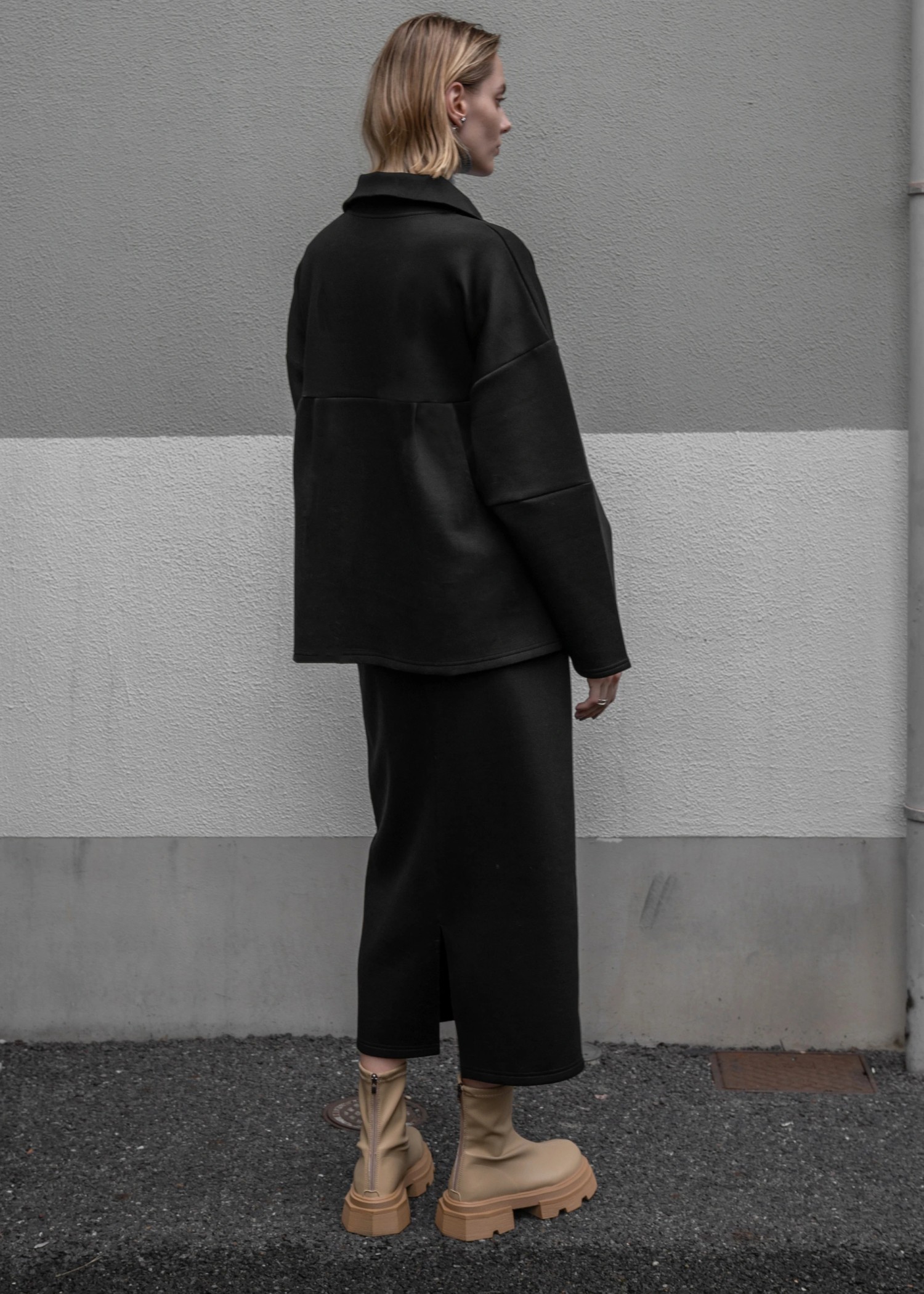 ponte pencil center seam SK