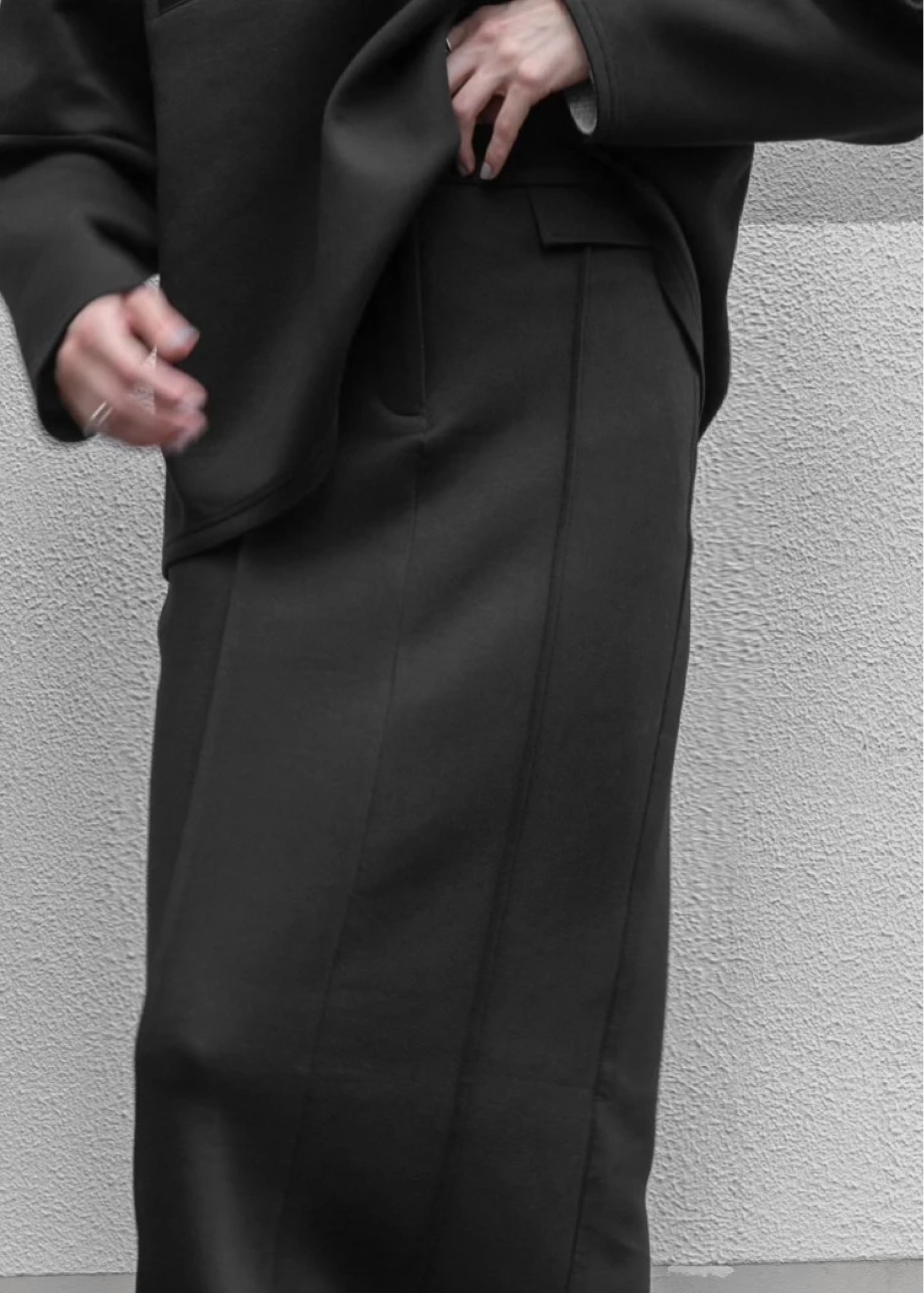 ponte pencil center seam SK