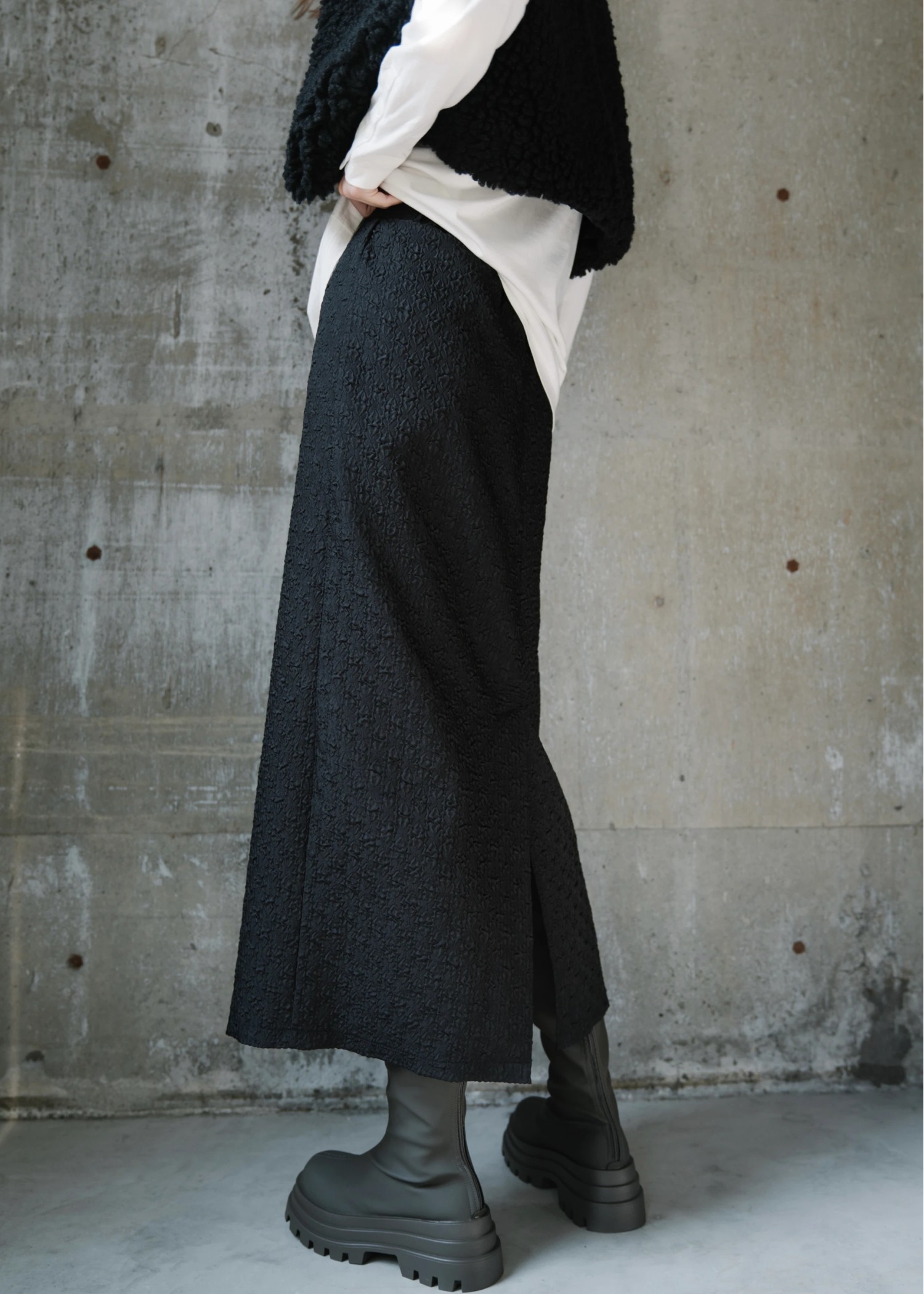 back slit jacquard tight SK