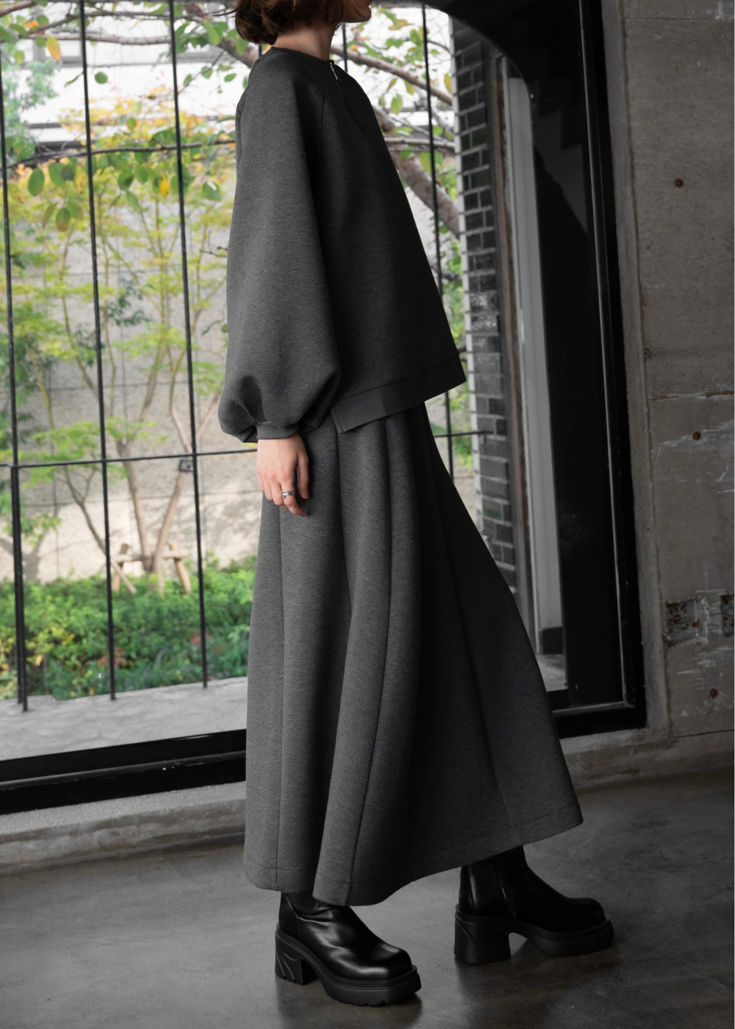 panel flare ponte double knit cutsew SK