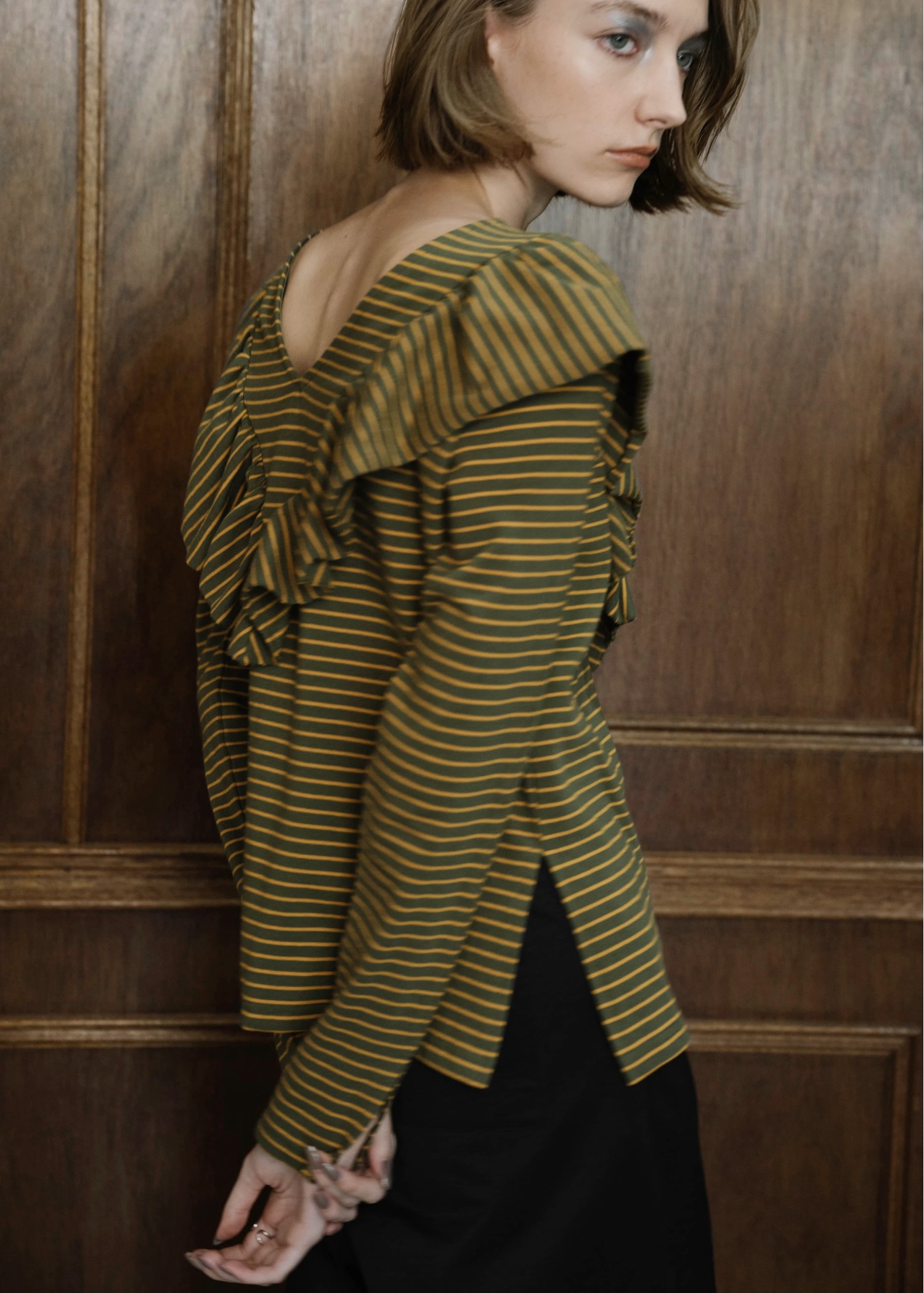 frill border cut and sew tops