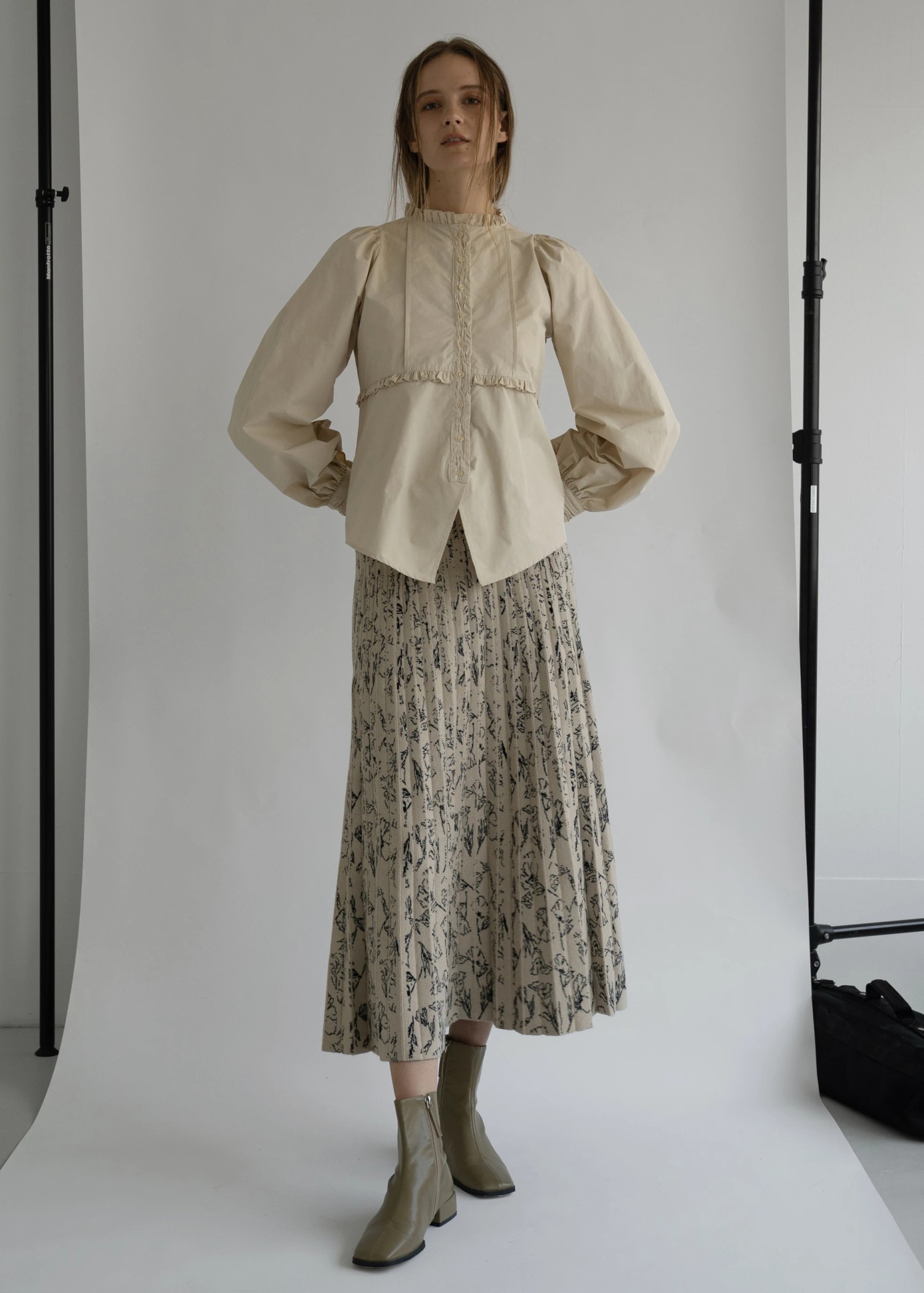 gather point frill transition BL