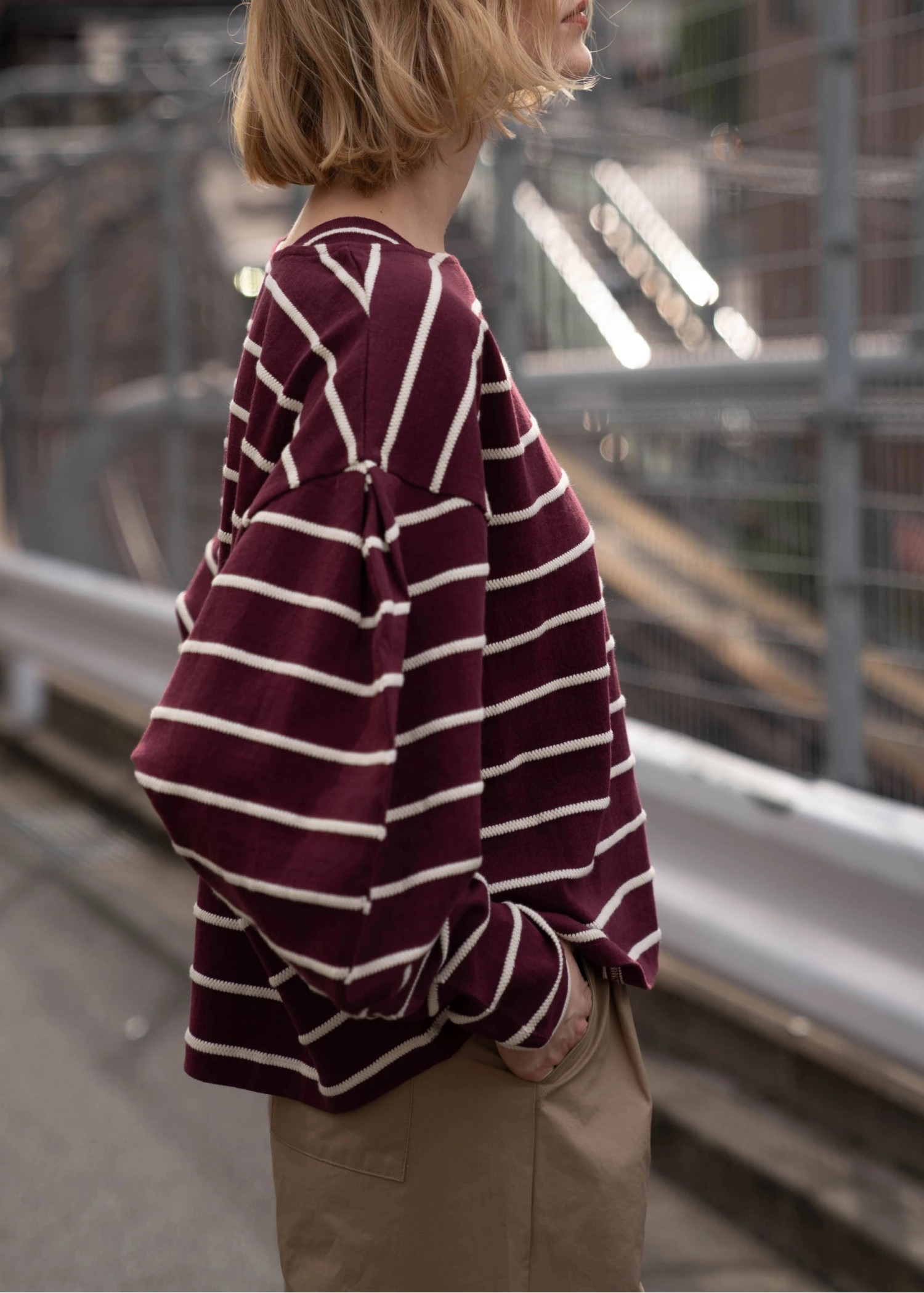 border boat neck volume sleeve tops