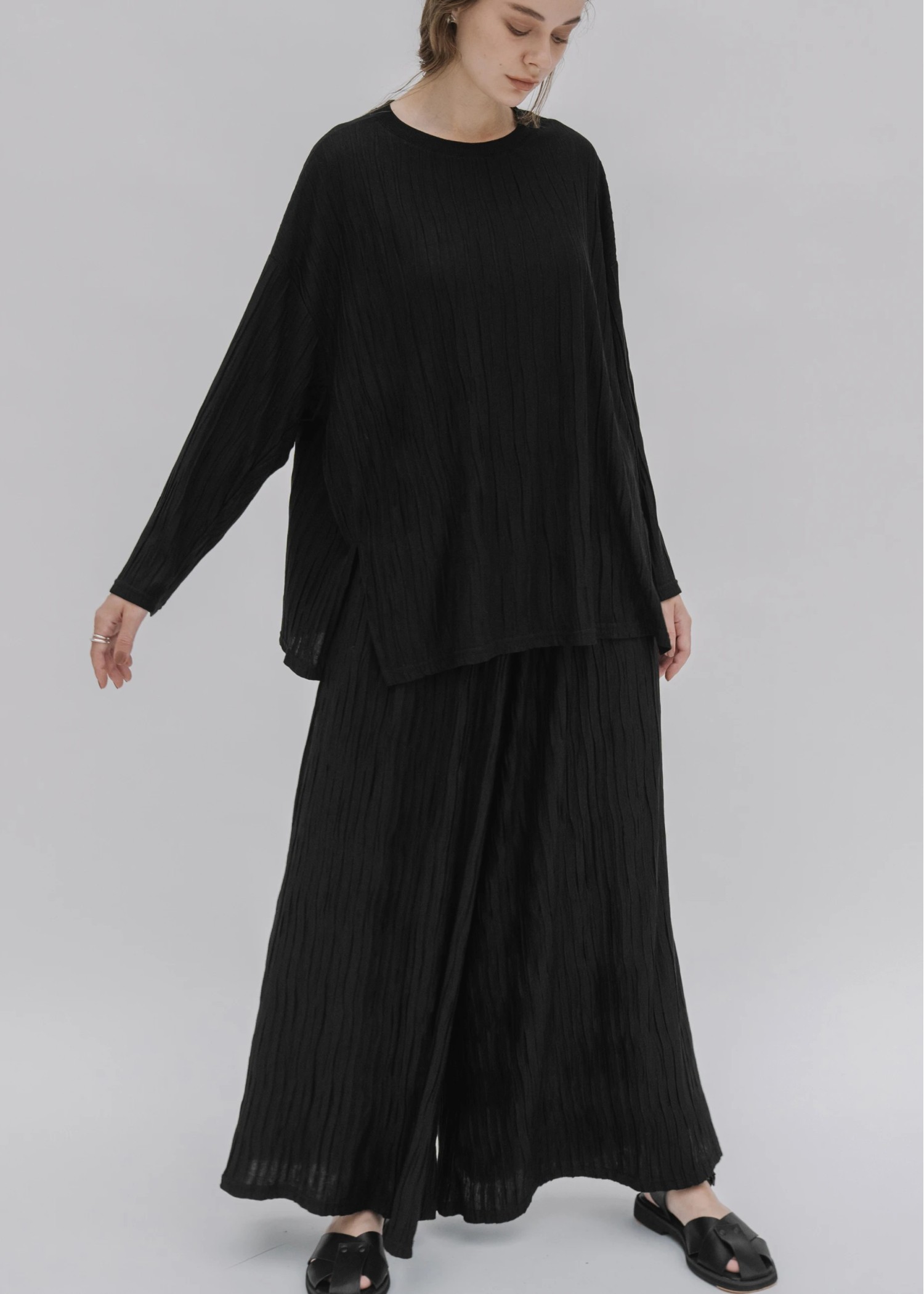 side cut pleats generous long T
