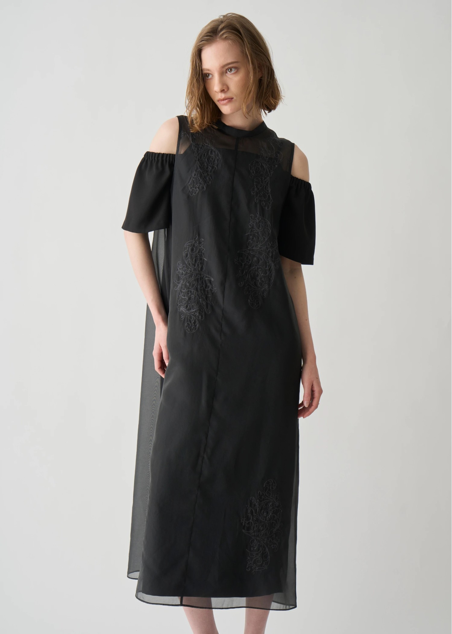 embroidery flower sheer no sleeve OP