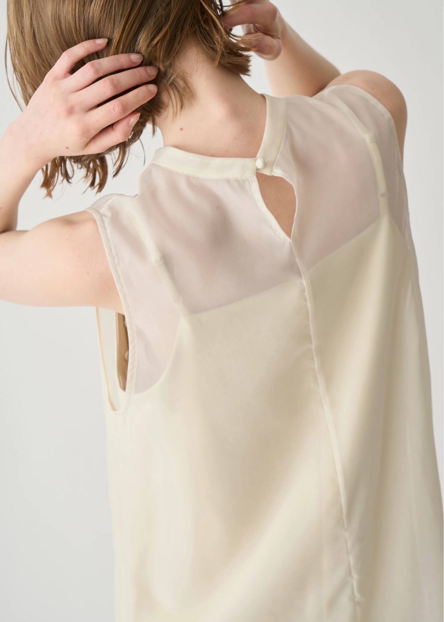 embroidery flower sheer no sleeve OP