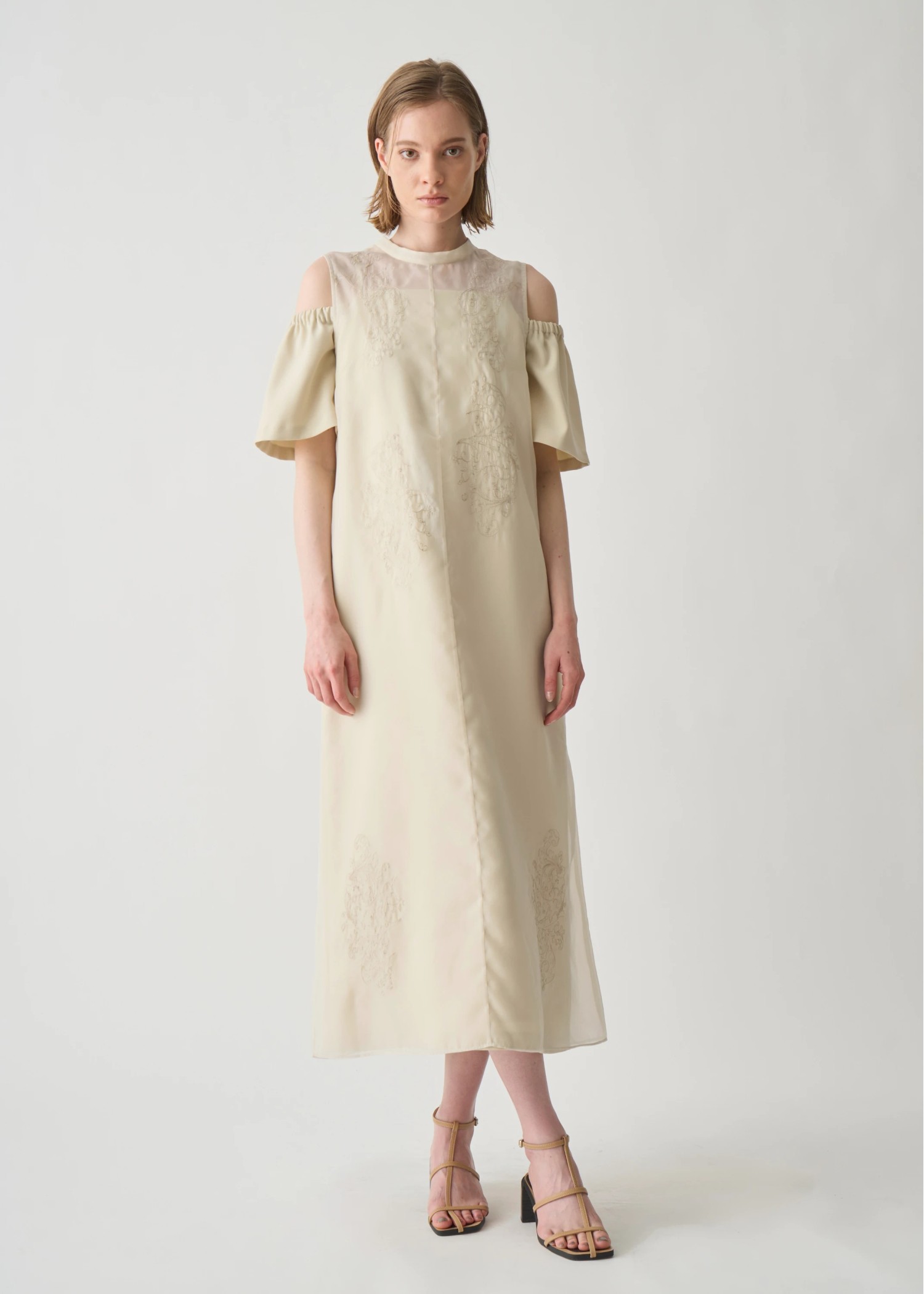 embroidery flower sheer no sleeve OP