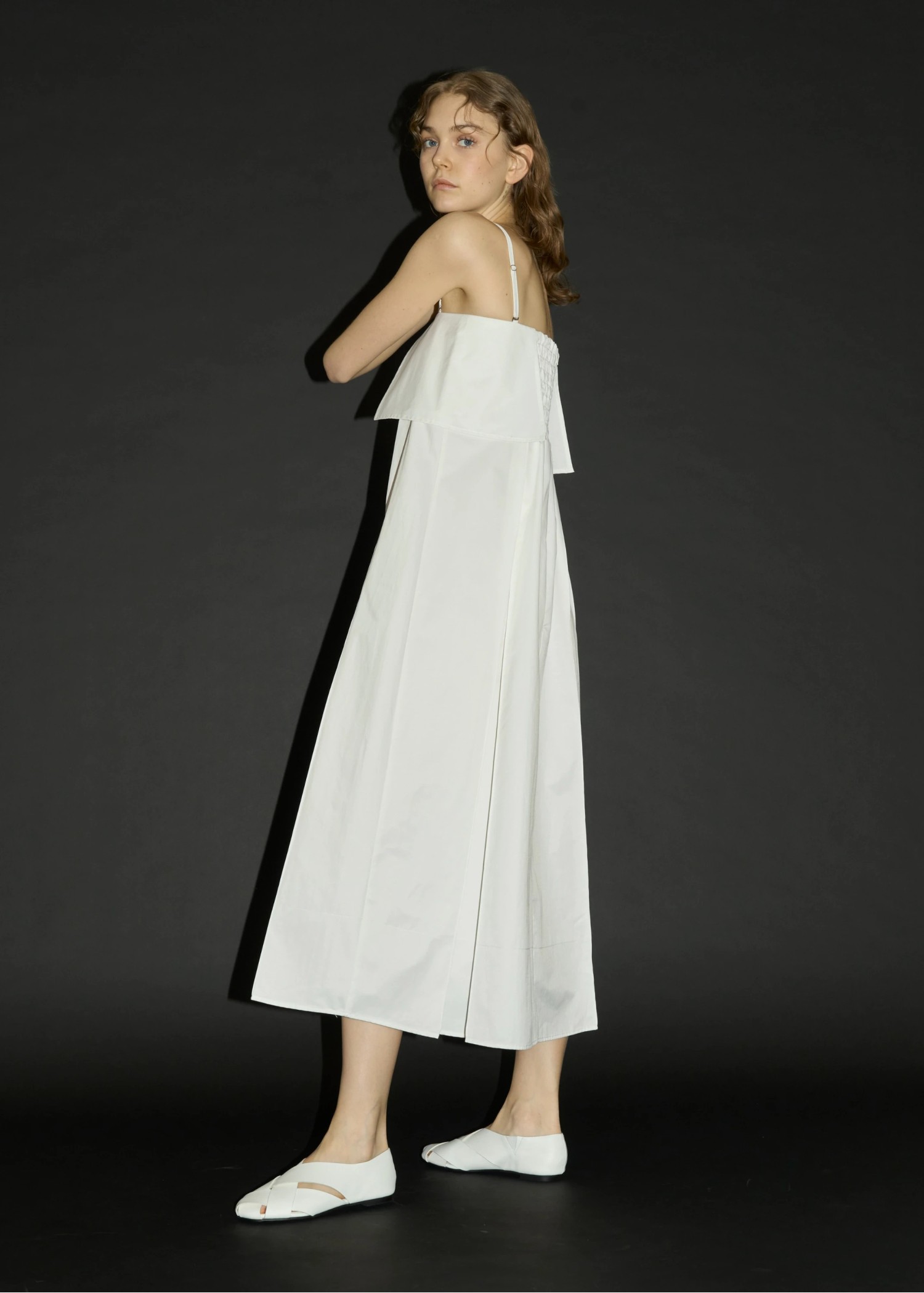 thick box pleats bare OP