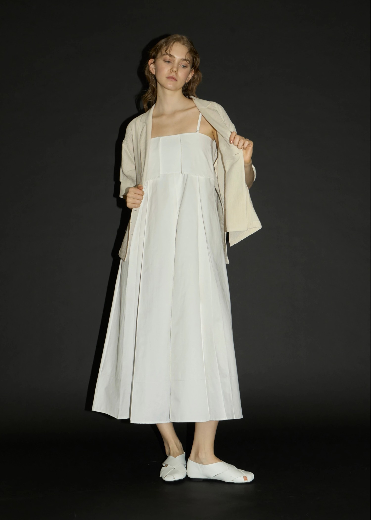 thick box pleats bare OP