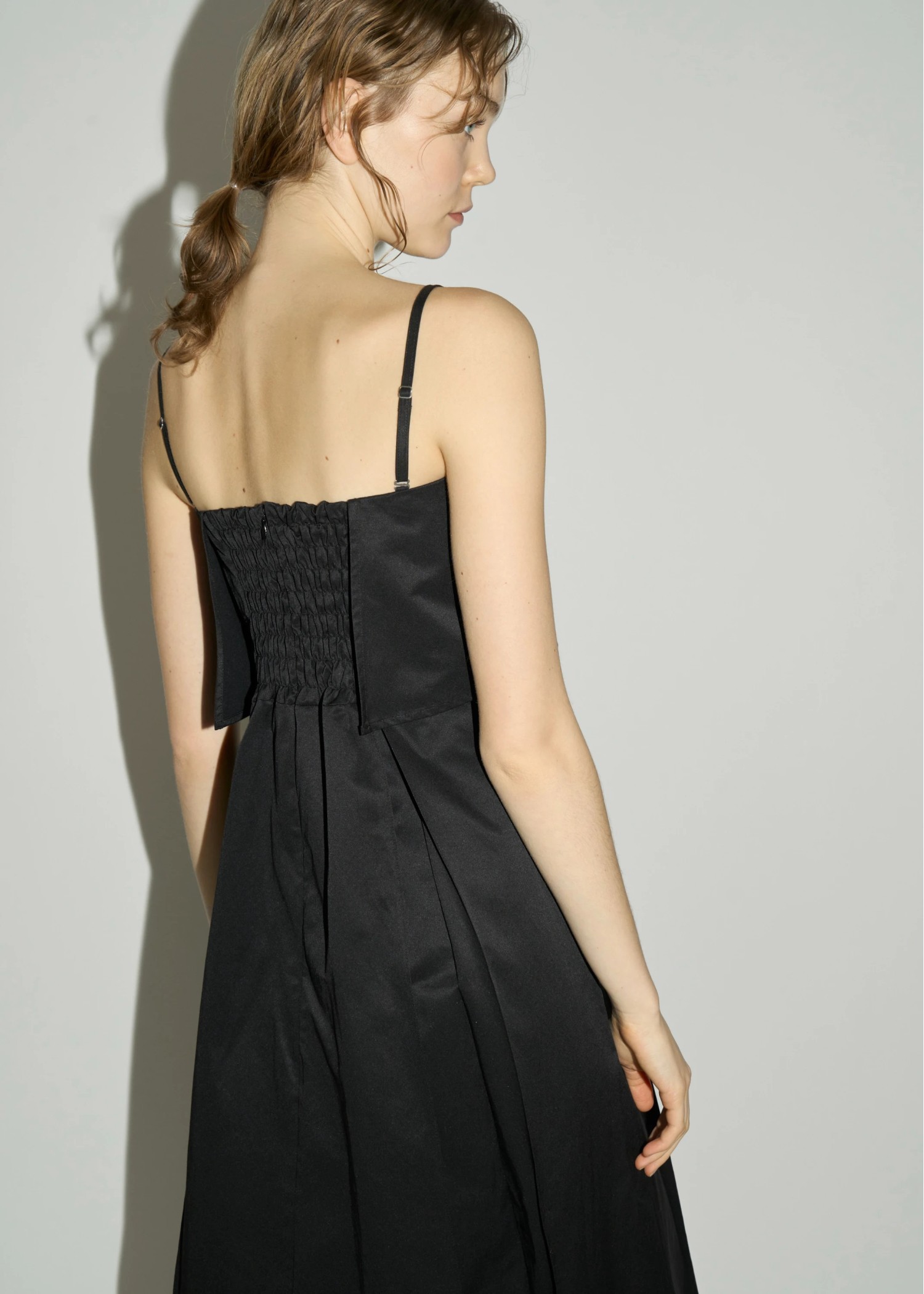 thick box pleats bare OP