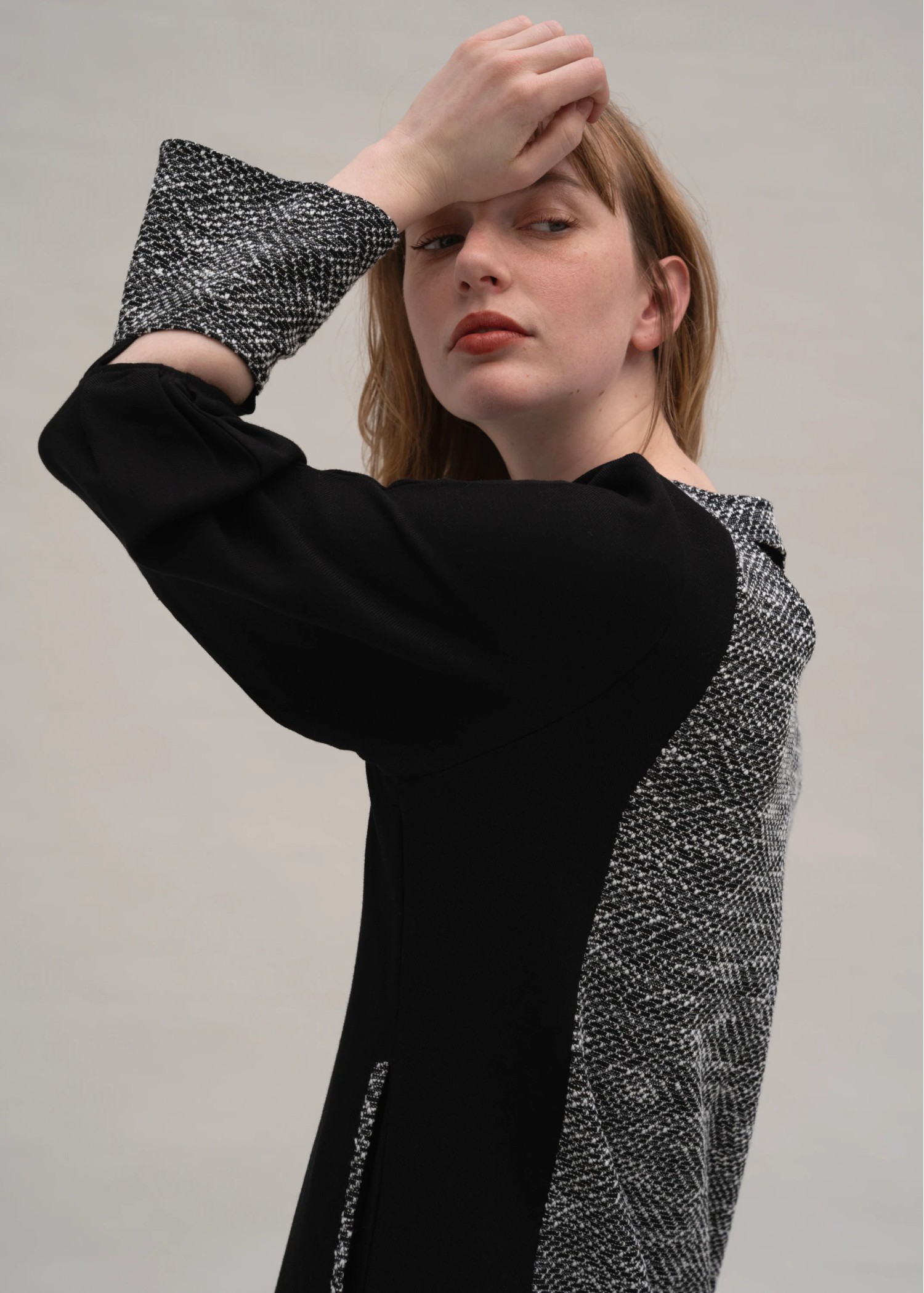 hollow out patchwork tweed OP