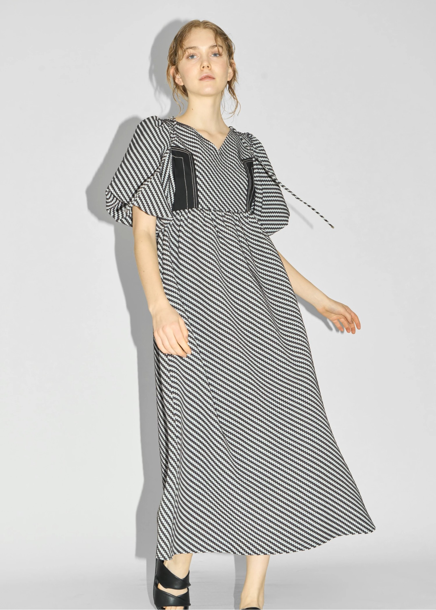 floating jacquard balloon sleeve OP