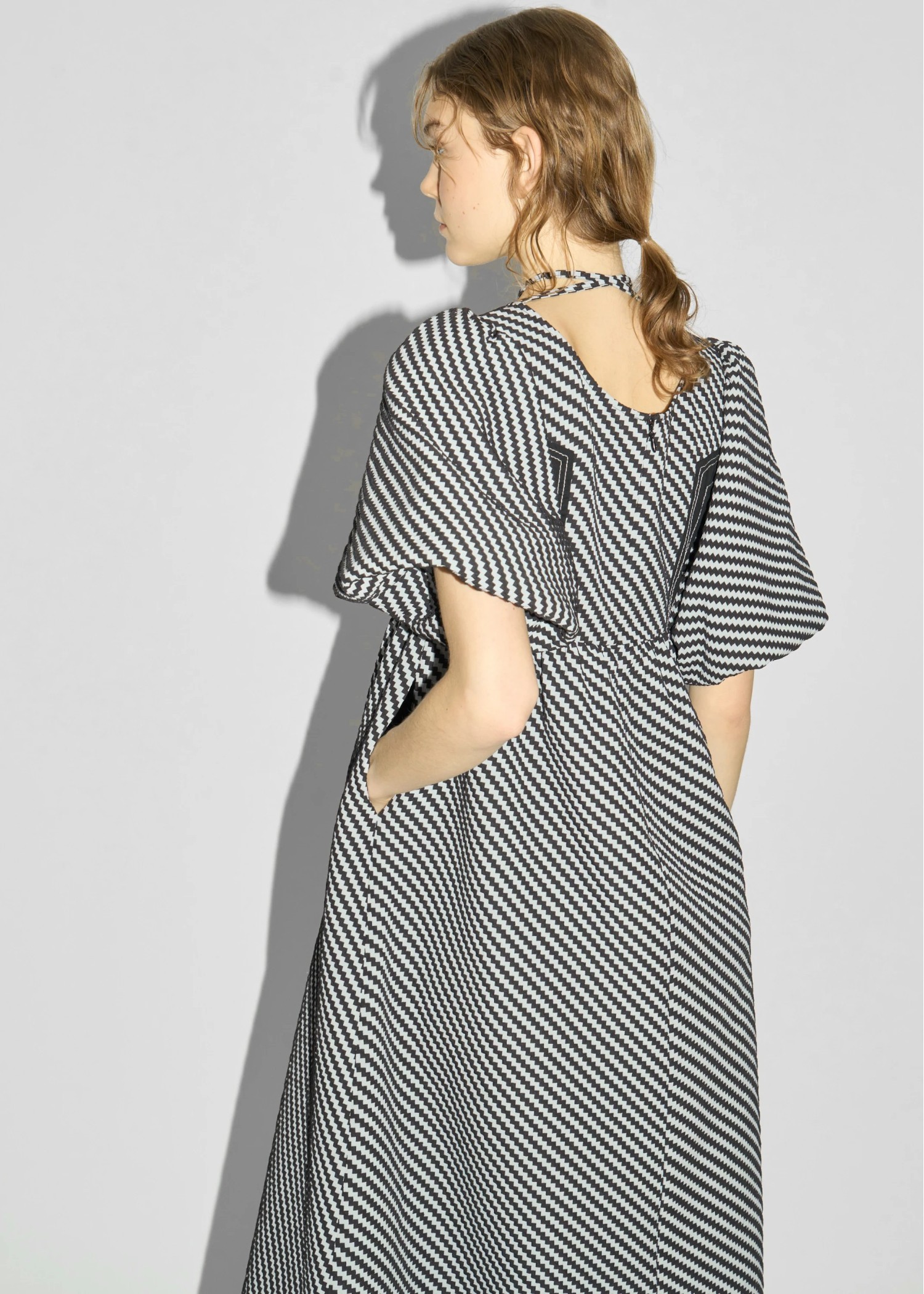 floating jacquard balloon sleeve OP