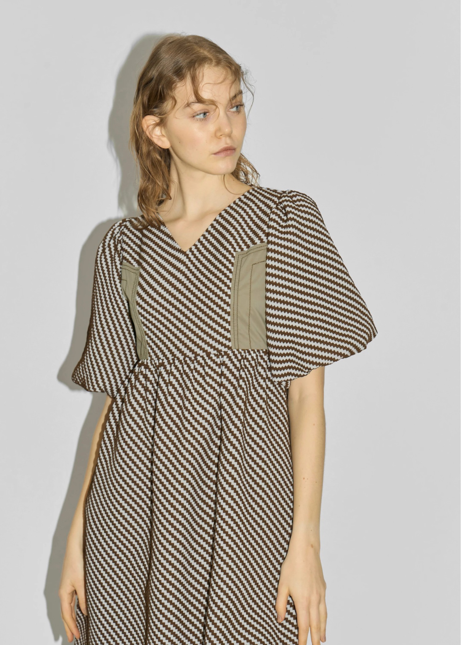 floating jacquard balloon sleeve OP