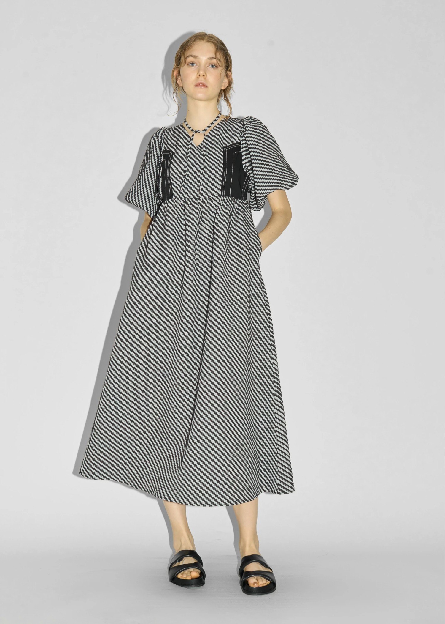 floating jacquard balloon sleeve OP