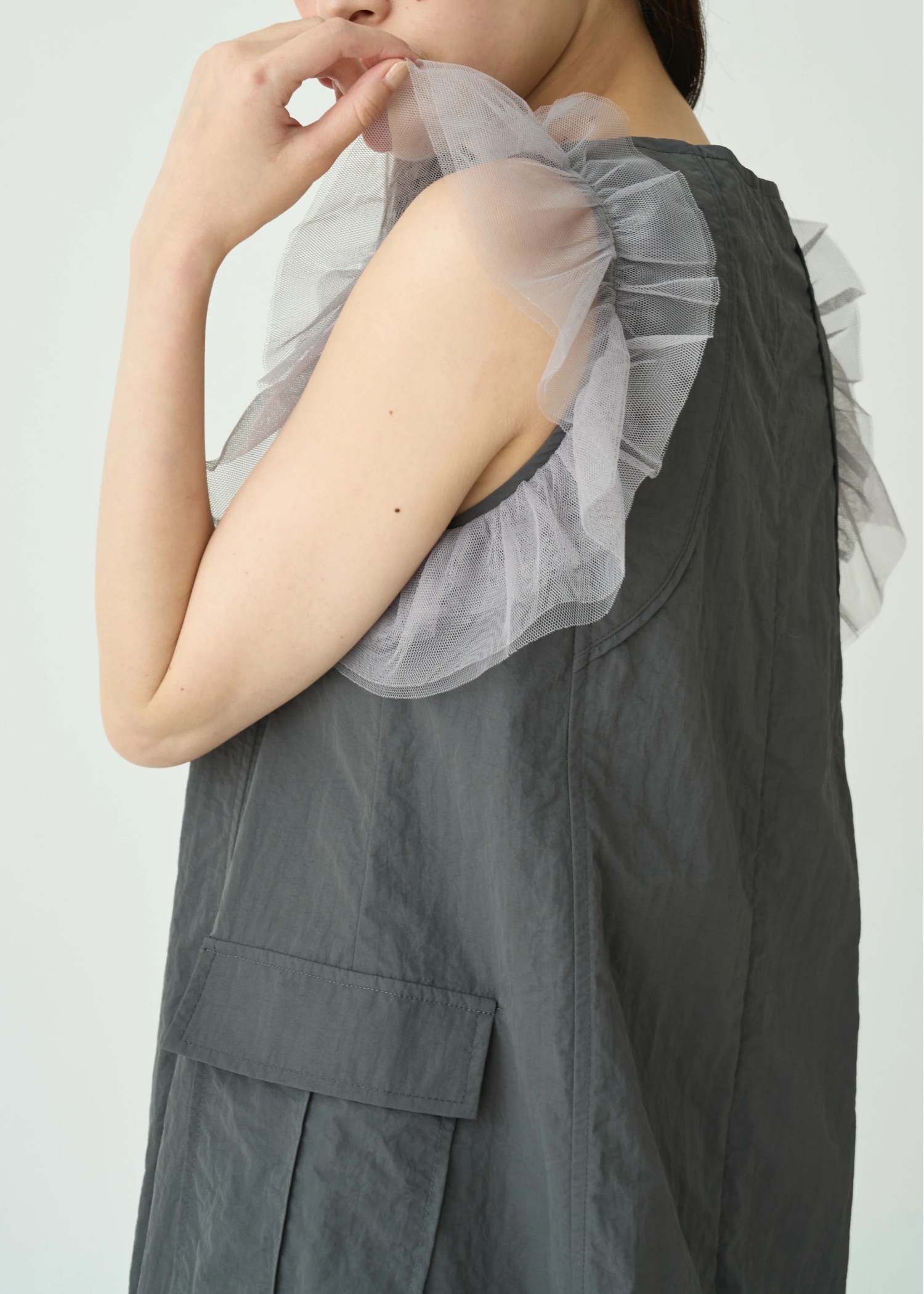tulle frill no sleeve nylon zip OP